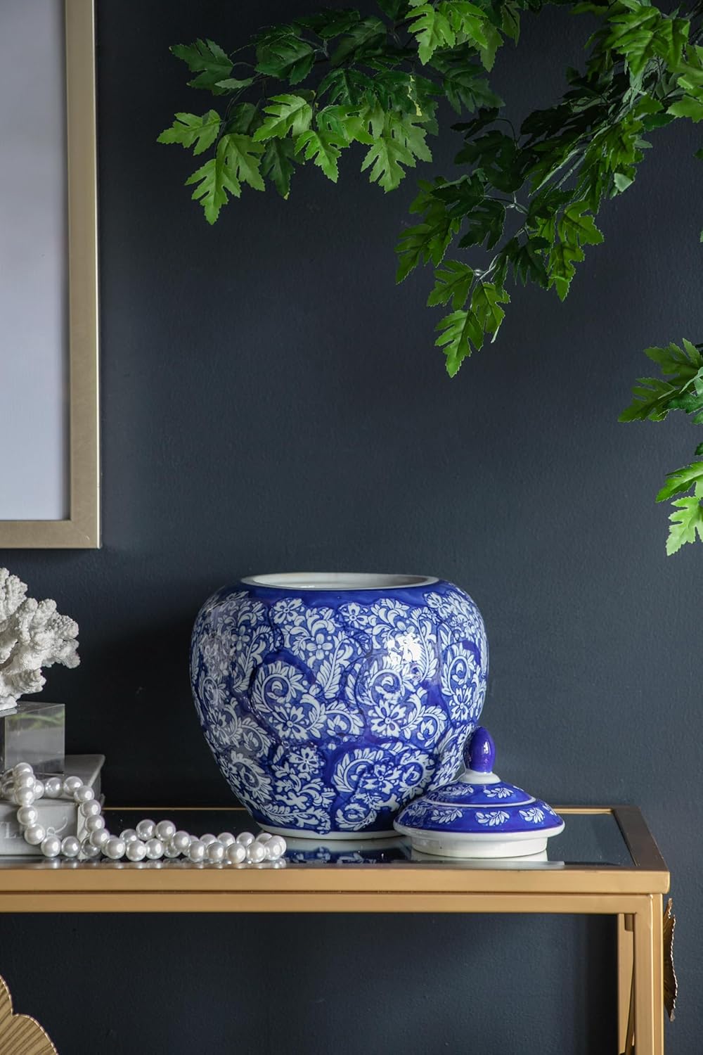 A&B Home – Tarro decorativo de porcelana antigua de 10 pulgadas con tapa, macetero azul y blanco, florero con estampado floral, centro de mesa,