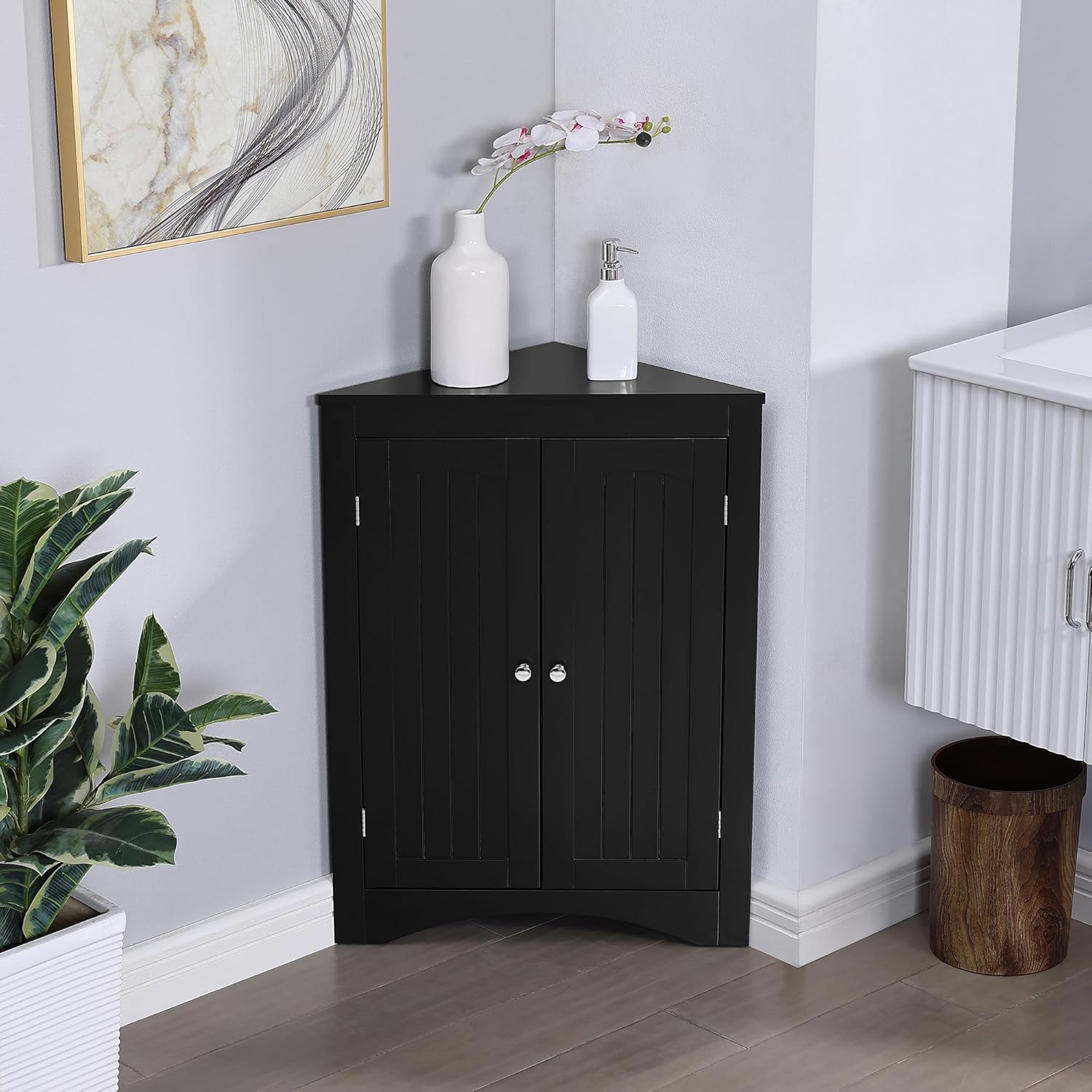 Bellemave Armario esquinero de baño con puertas y estantes ajustables, gabinete de almacenamiento triangular para baño, aparador independiente para