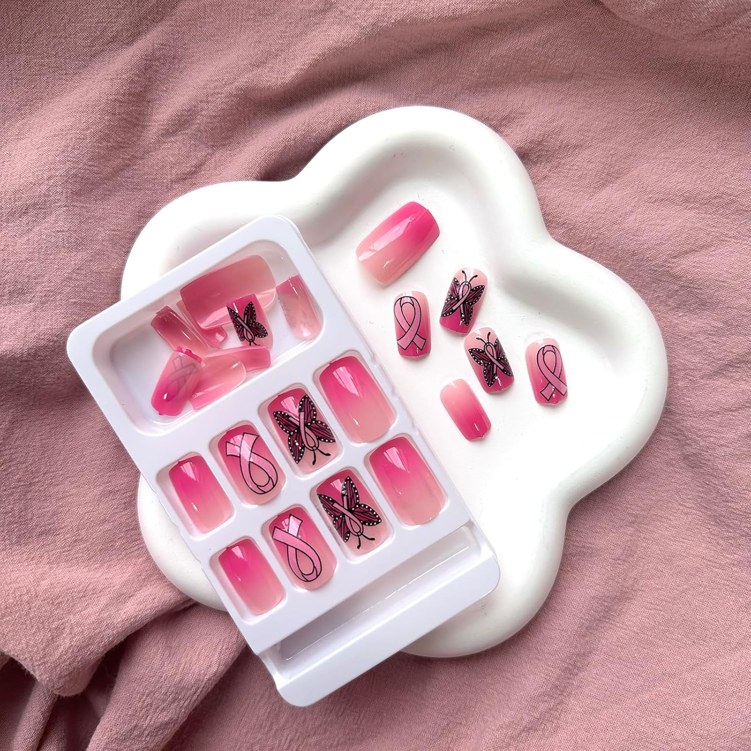 Uñas postizas cuadradas a presión sobre cáncer de mama, uñas postizas de mariposa con cinta rosa, cobertura completa, longitud media, puntas de uñas