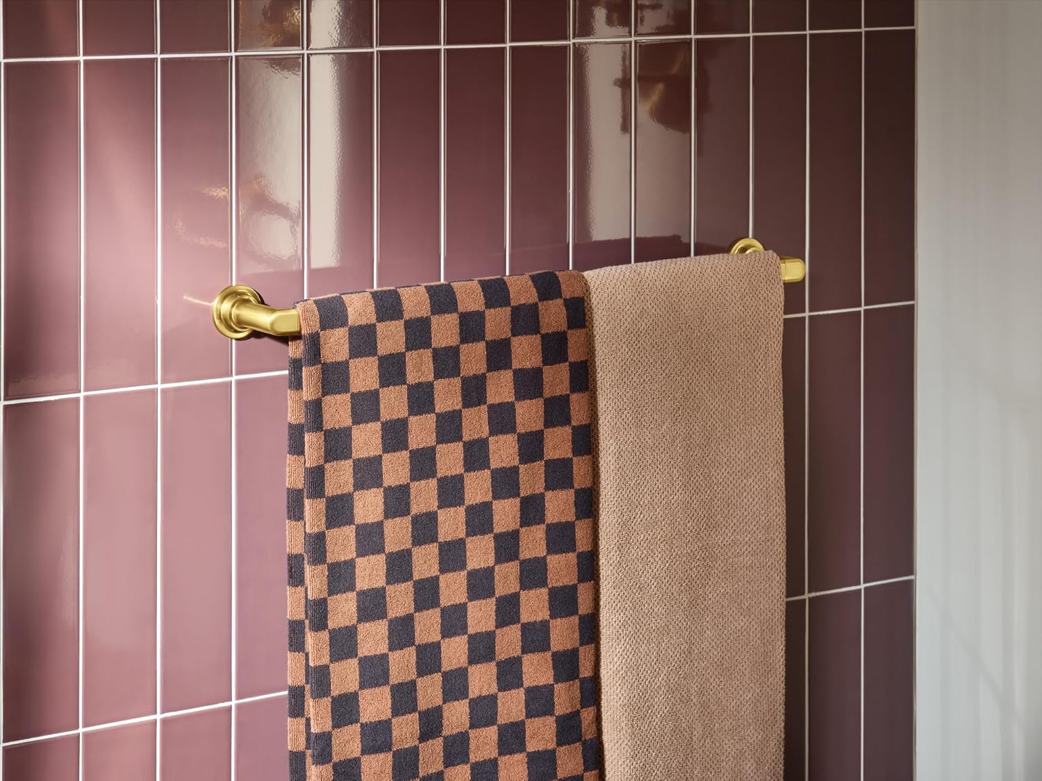 Moen Greenfield YB1724BG – Toallero de baño cepillado para montaje en la pared, color dorado cepillado