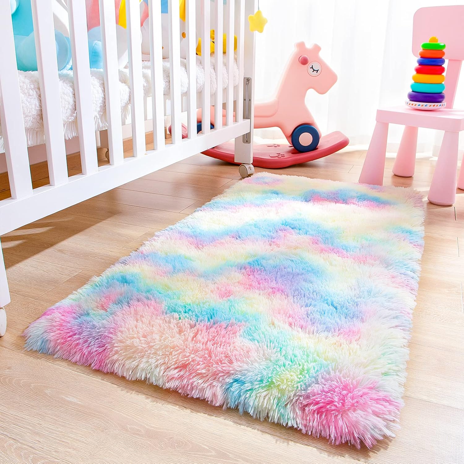 JUNOVO – Alfombras suaves de arcoíris para habitación de niñas, alfombras coloridas y esponjosas para el suelo, alfombra de juego lanuda para niños,