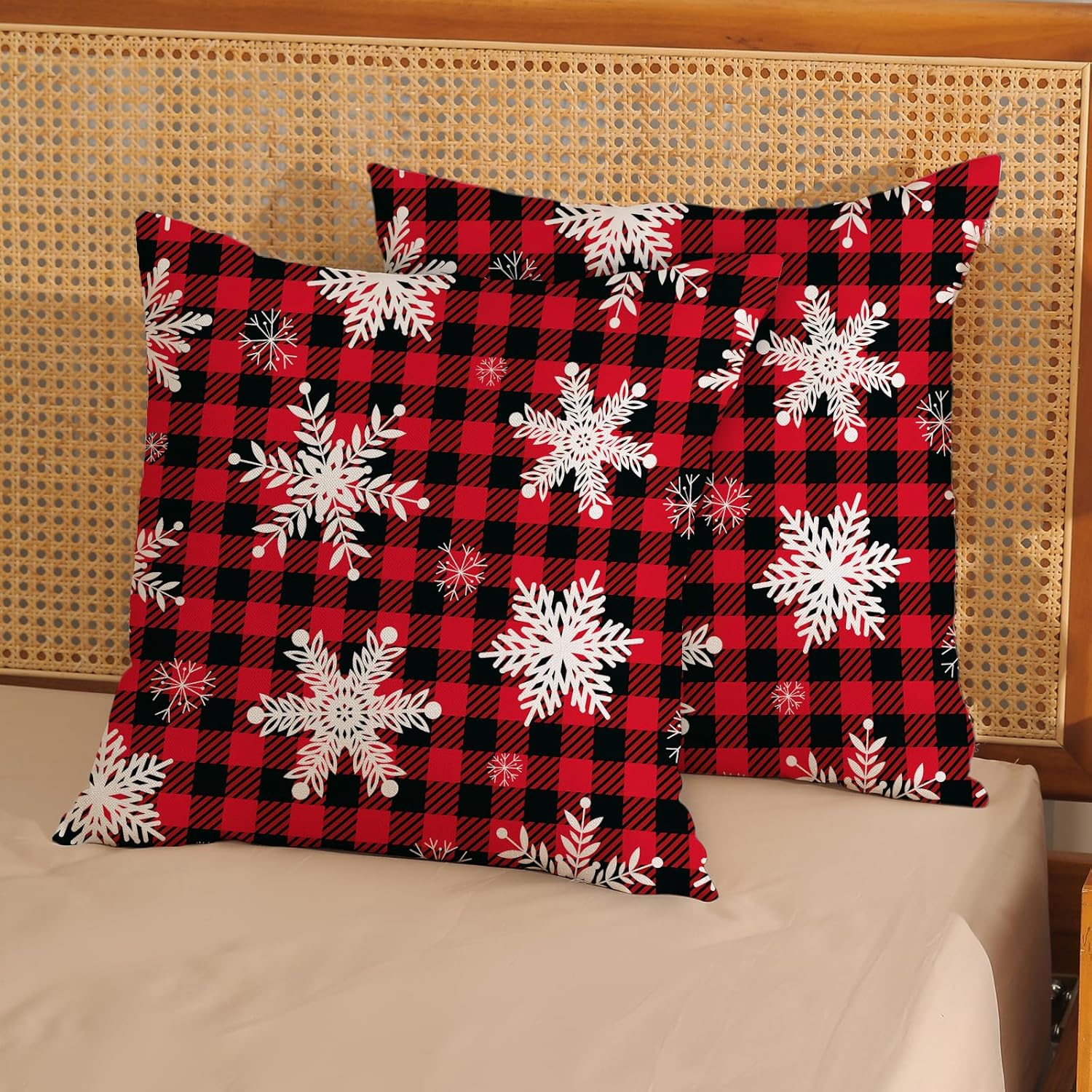 AGAYNA Juego de 2 fundas de almohada de Feliz Navidad de 20 x 20 pulgadas, diseño de búfalo rojo y negro a cuadros, fundas de cojín decorativas para