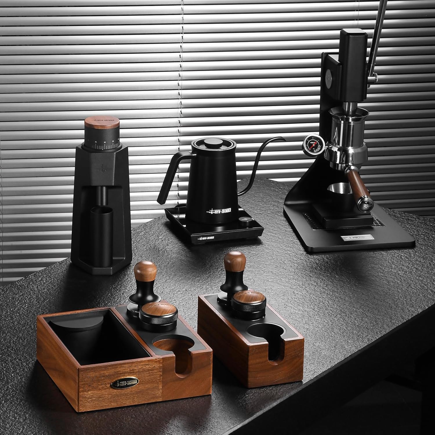 MHW-3BOMBER Nivelador de espresso de 2.008 in Distribuidor de café Altura ajustable Herramienta de distribución de 2.008 in para portafiltros de