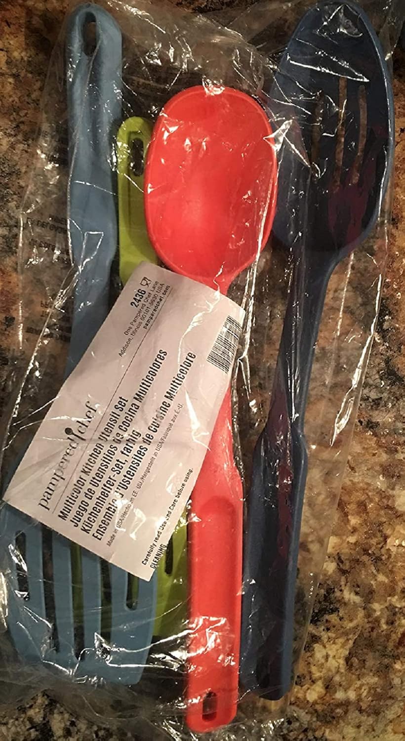 PAMPERED CHEF Nuevo modelo. #2436 JUEGO DE UTENSIL BÁSICO MULTI COLORES