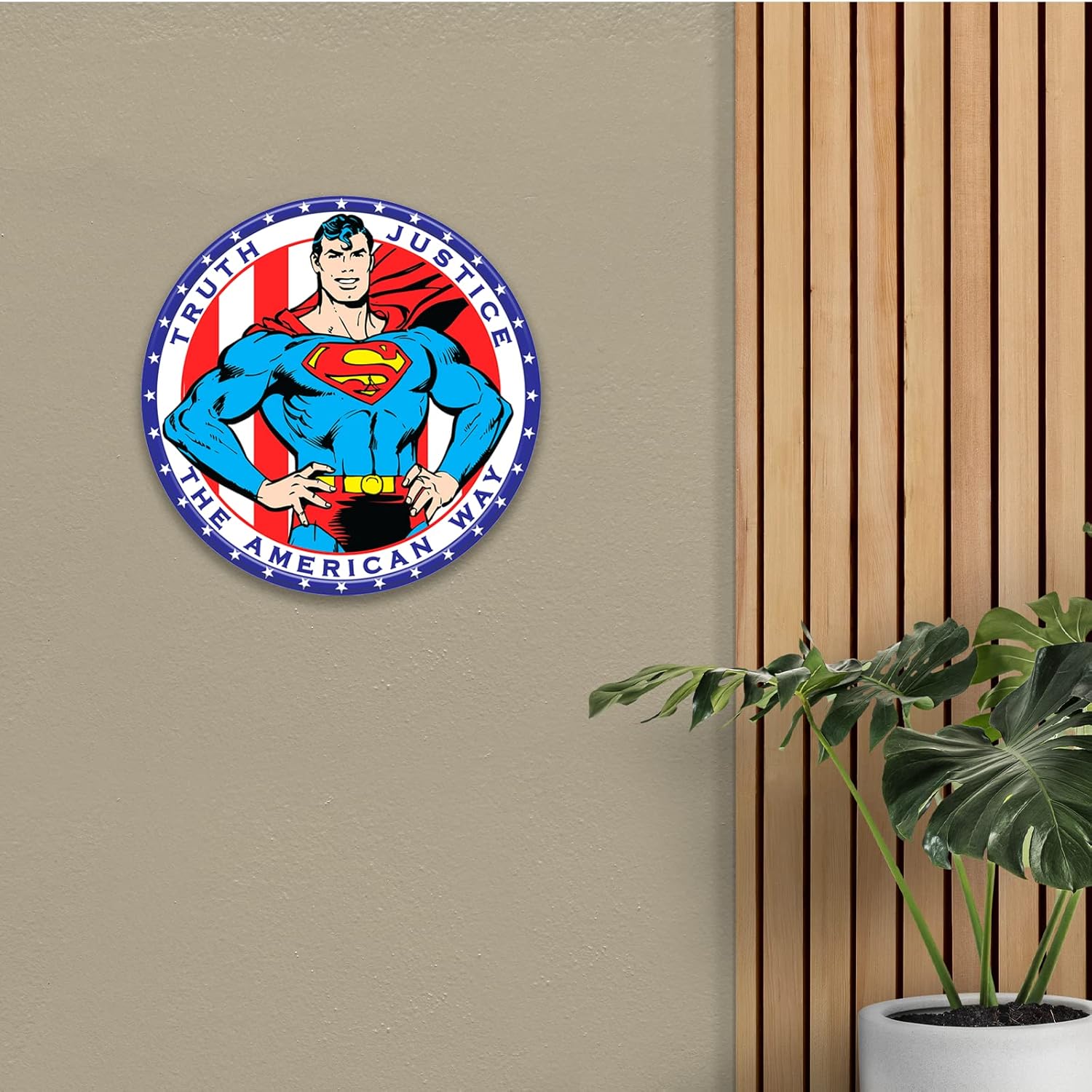 Desperate Enterprises Superman American Way – Letrero de aluminio con borde en relieve, decoración nostálgica de pared de metal vintage, fabricado