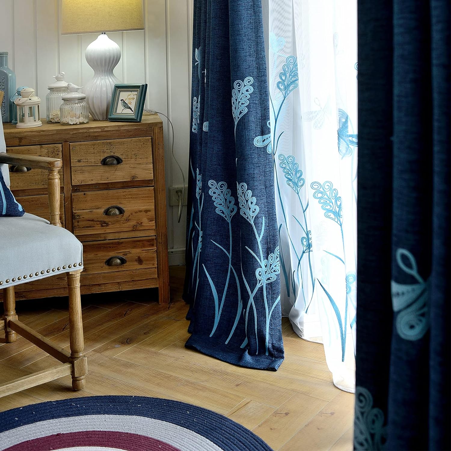 Cortinas de lino bordadas marca Melodieux