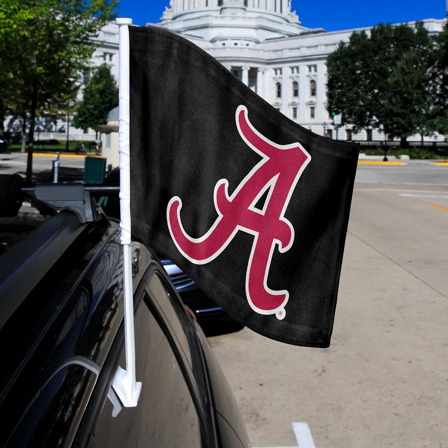 Rico Industries NCAA Georgia Bulldogs – Bandera de coche negra con poste incluido de 16 x 19.5 pulgadas