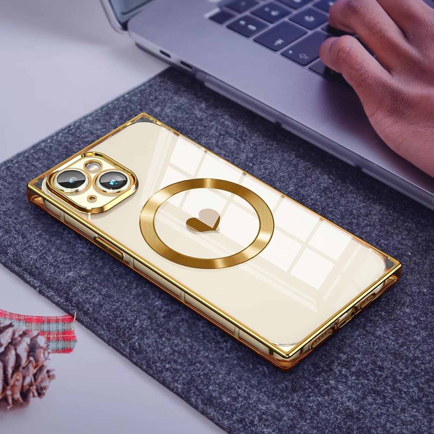 Funda magnética cuadrada para iPhone 15 Plus 2 en 1 compatible con MagSafe, protección completa de la lente, bonito patrón de corazón y cubierta