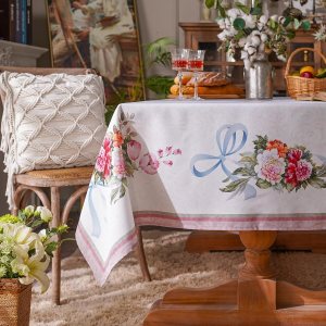 ARTABLE Mantel estampado vintage clásico con patrón de cinta de flores, impermeable, mesa de comedor, cocina, mesa de café, jardín, boda, exterior e ARTABLE Mantel estampado vintage clásico con patrón de cinta de flores, impermeable, mesa de comedor, cocina, mesa de café, jardín, boda, exterior e