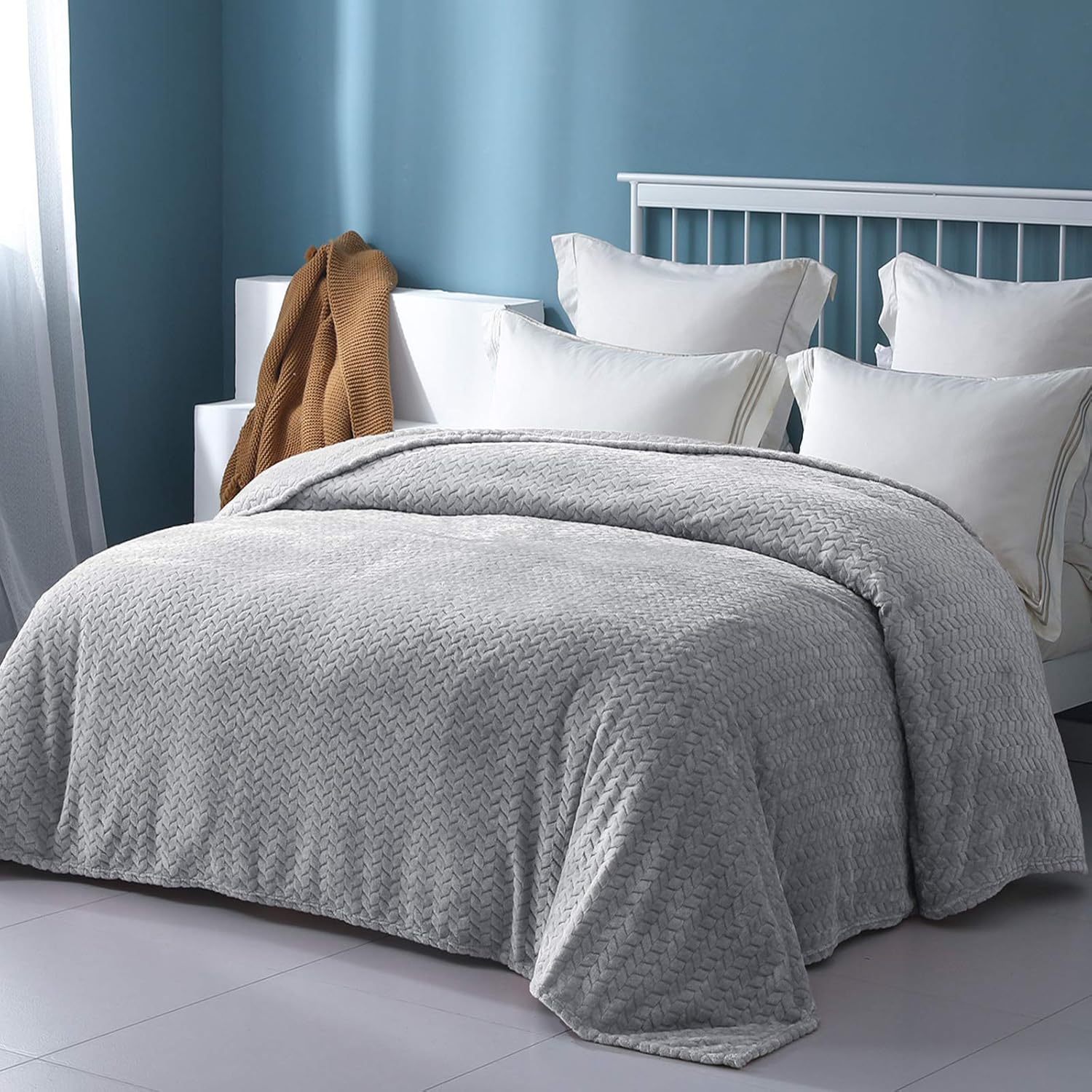 Exclusivo Mezcla – Manta de franela grande de 50 x 70 pulgadas, tejido jacquard con diseño de hojas, suave, ligera y decorativa