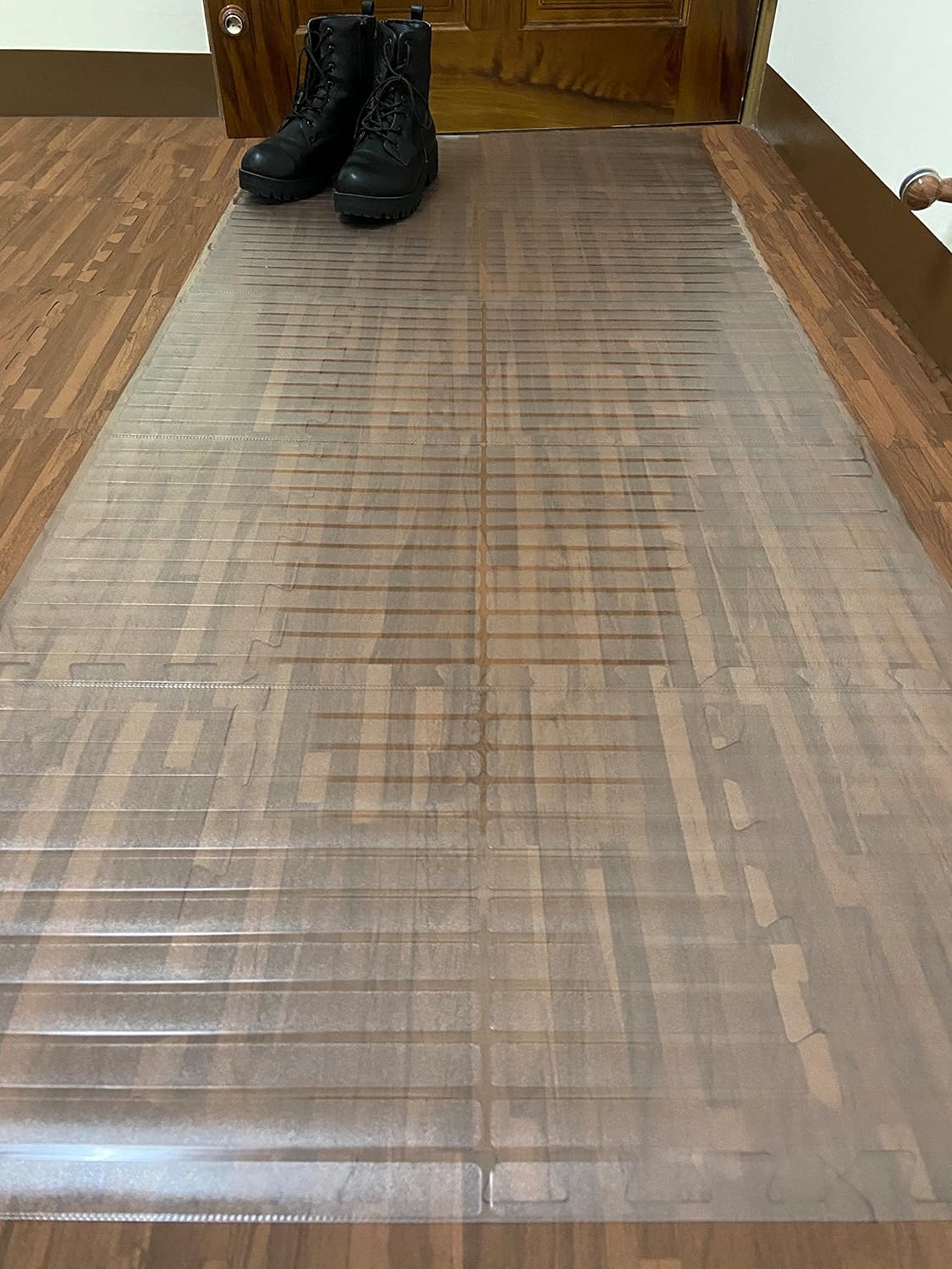 Floor Protector Collection – Alfombra protectora impermeable antideslizante con diseño transparente para interiores, para entrada, patio, pasillo, 2