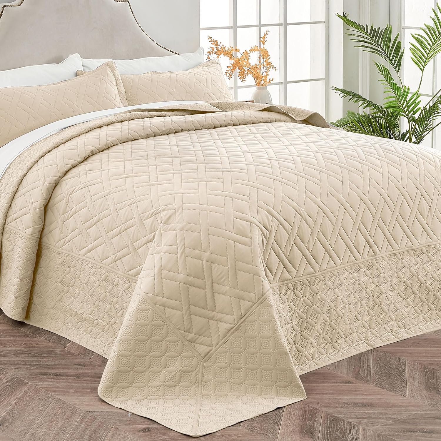 Qucover Colcha de tamaño California King, 3 piezas de acolchado ultrasónico de microfibra suave de 120 x 118 pulgadas, colcha King extragrande de