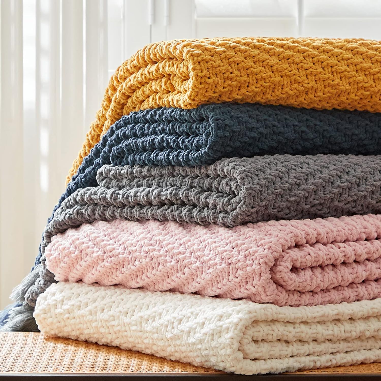 Manta de punto naranja óxido con flecos, manta de punto grueso de felpilla suave y ligera para sofá, cama, exteriores y viajes, 51 x 63 pulgadas,