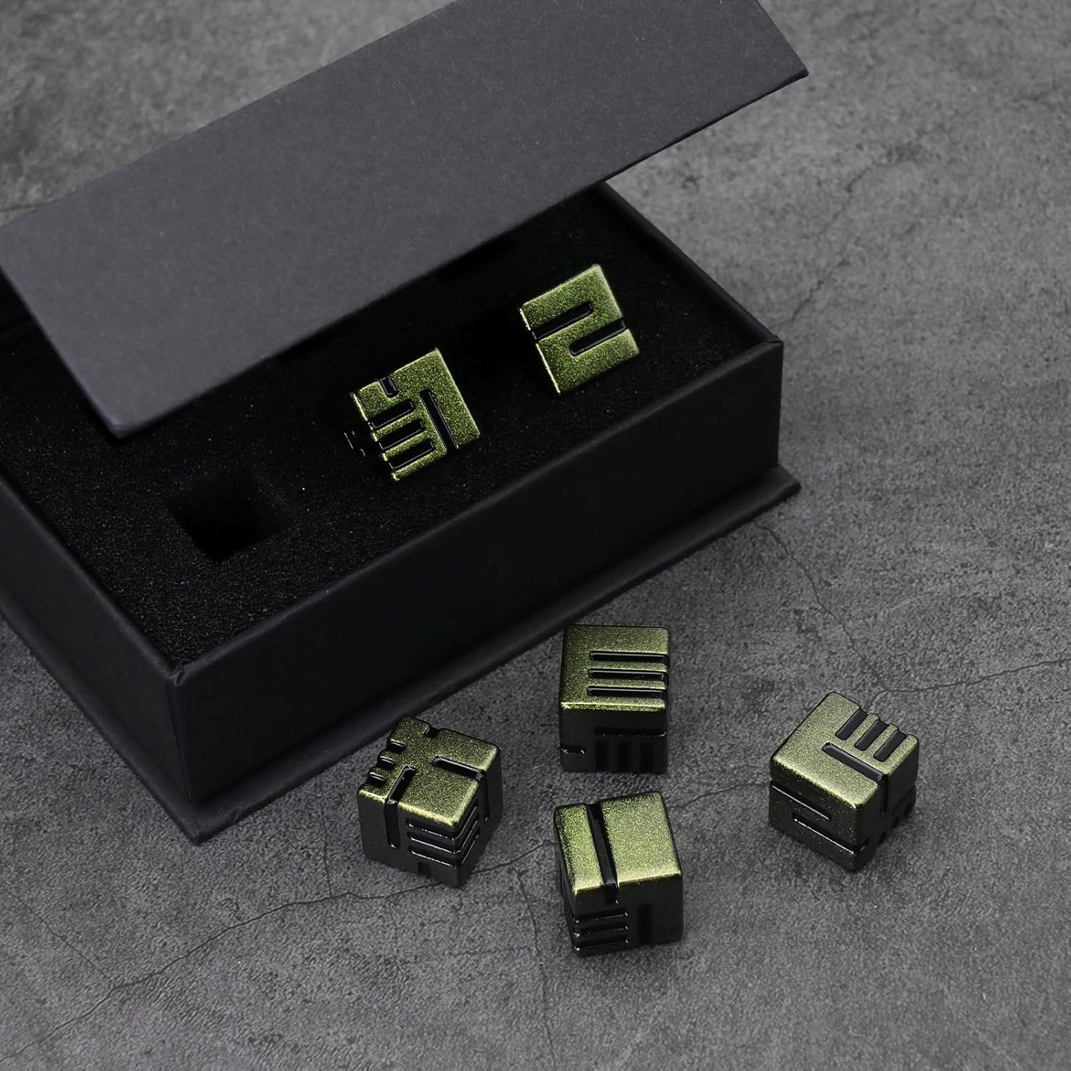 Dados de metal D6, juego de dados de 6 caras de 0.630 in, juego de 6 dados ZHOORQI con temática tecnológica, nuevos dados de líneas conceptuales
