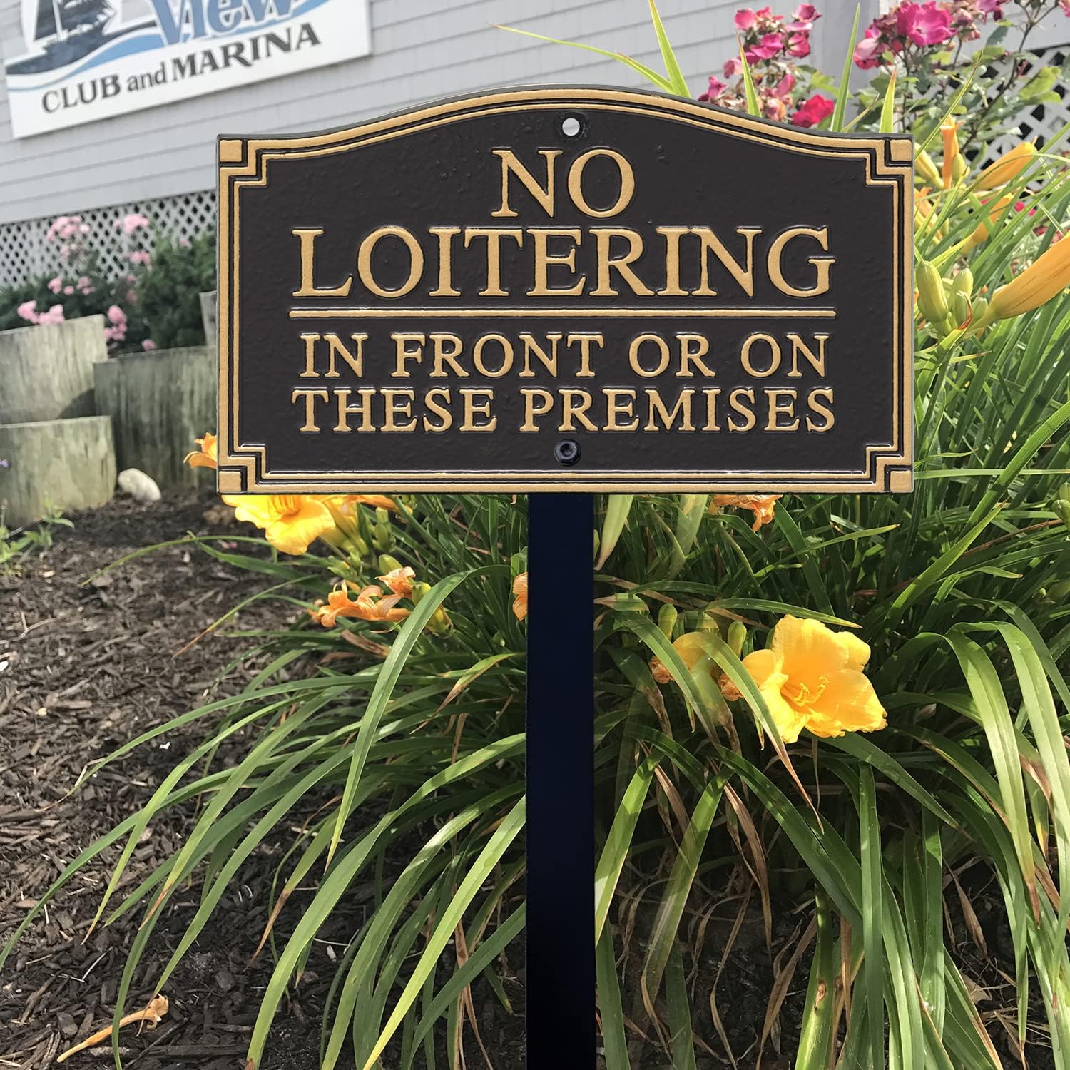 SmartSign Placa de declaración GardenBoss “No Loitering In Front Or On These Premises” GardenBoss  Placa de aluminio de 5.75 x 9.5 pulgadas con