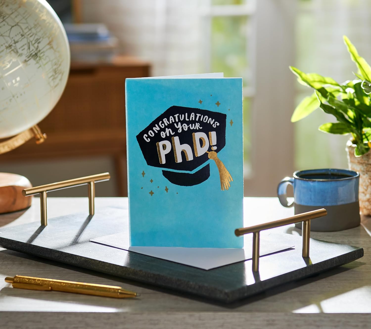 American Greetings Tarjeta de graduación de doctorado (Keep Being Amazing, Doctor)