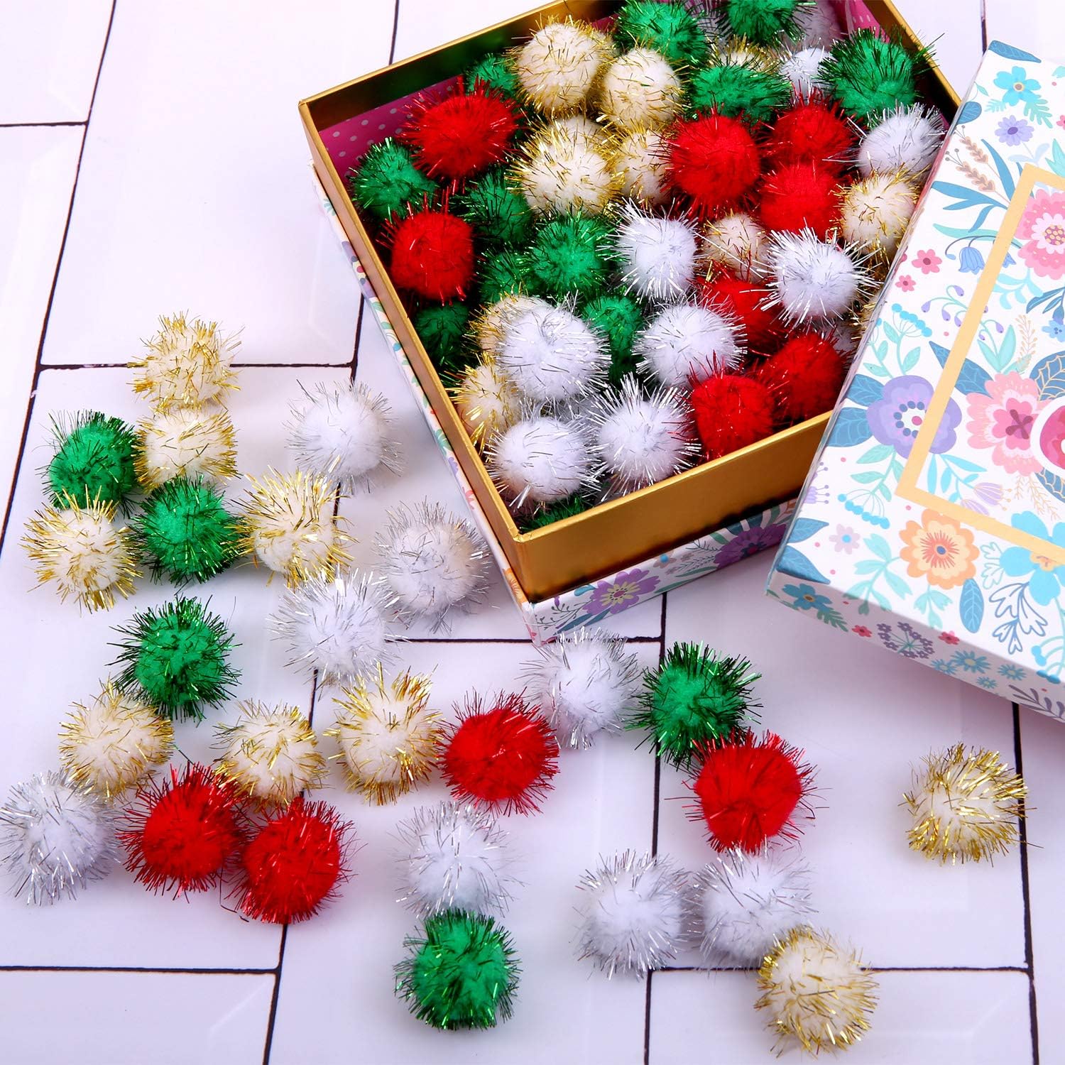 Cooraby 200 pompones de Navidad con purpurina de colores surtidos para suministros de manualidades (0.787 pulgadas)