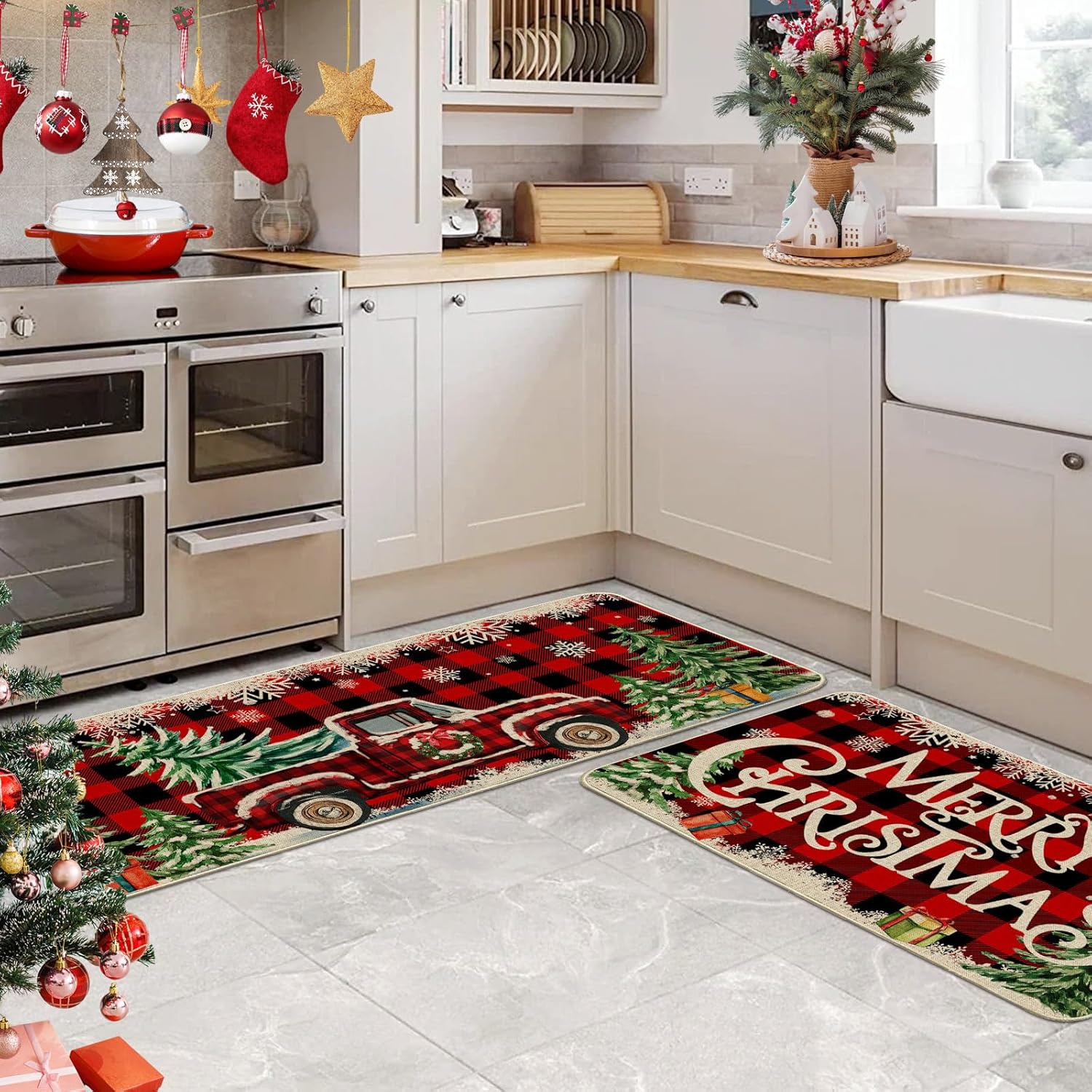 Juego de 2 tapetes de cocina de Navidad para piso, juego de 2 alfombras de cocina de Navidad, diseño de camión de granja, diseño de búfalo rojo,