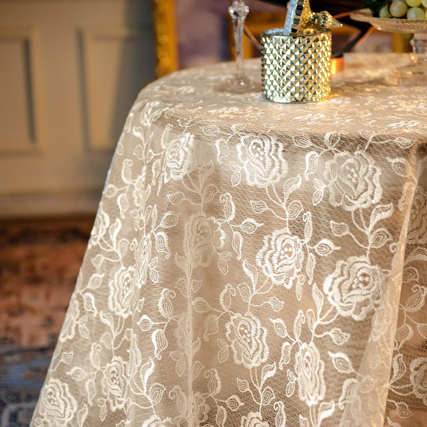 SUTAVIA Mantel de encaje bordado para mesa pequeña, cuadrada, clásica, a prueba de polvo, para cocina, comedor, fiesta, boda, banquete, decoración