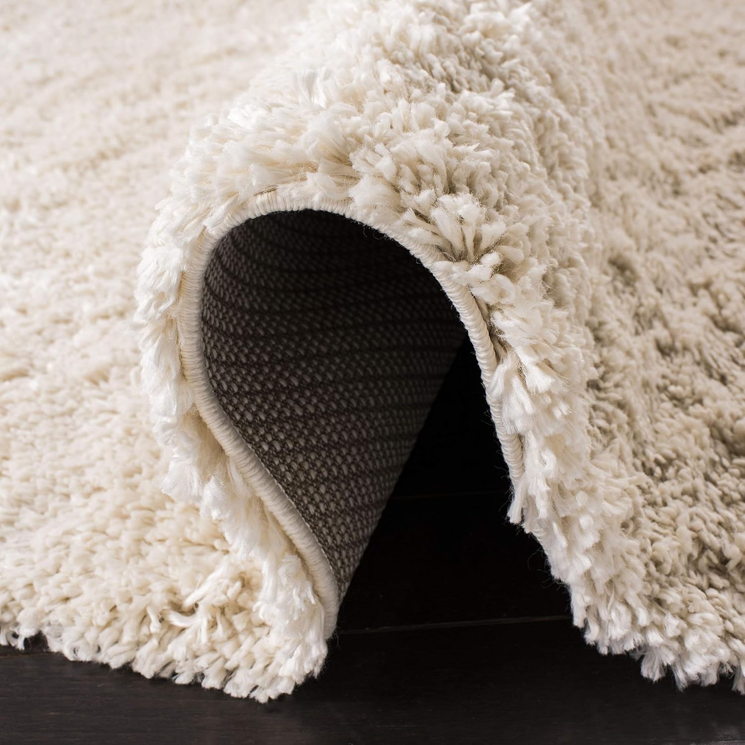 SAFAVIEH Colección Fontana Shag FNT800B – Alfombra de felpa de 5 pies 3 pulgadas x 7 pies 6 pulgadas, color crema y no desprende pelusa, para sala