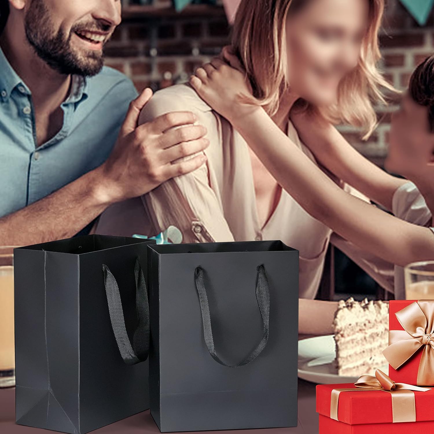 HUAPRINT Bolsa de regalo negra, paquete de 12 bolsas de compras negras con asas de cinta, 7 x 4 x 9 pulgadas, bolsas de regalo para manualidades,