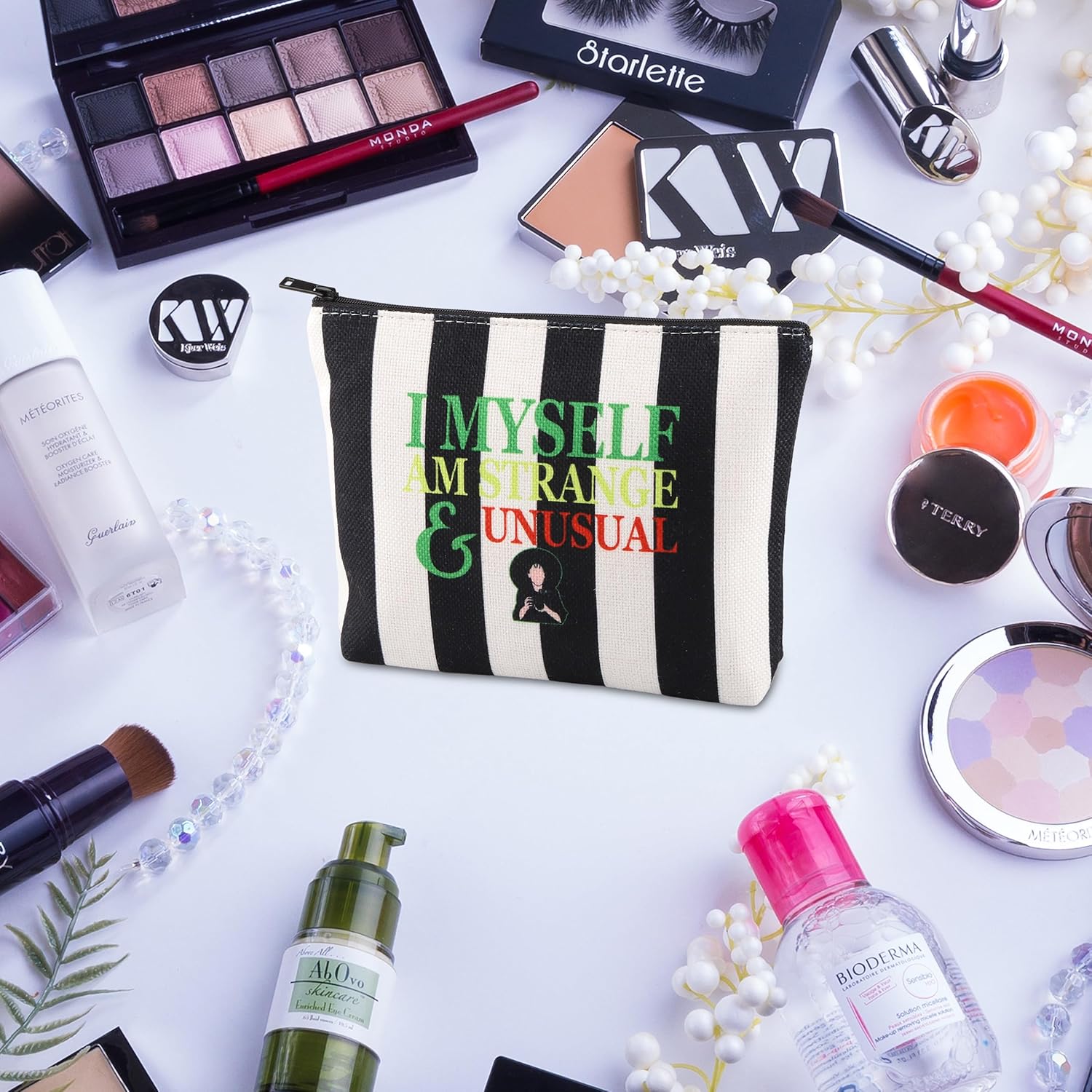 FOTAP Lydia Regalo de película de terror, regalo de Lydia, bolsa de maquillaje, bolsa de Halloween, regalo de gusano de arena, regalo gótico,