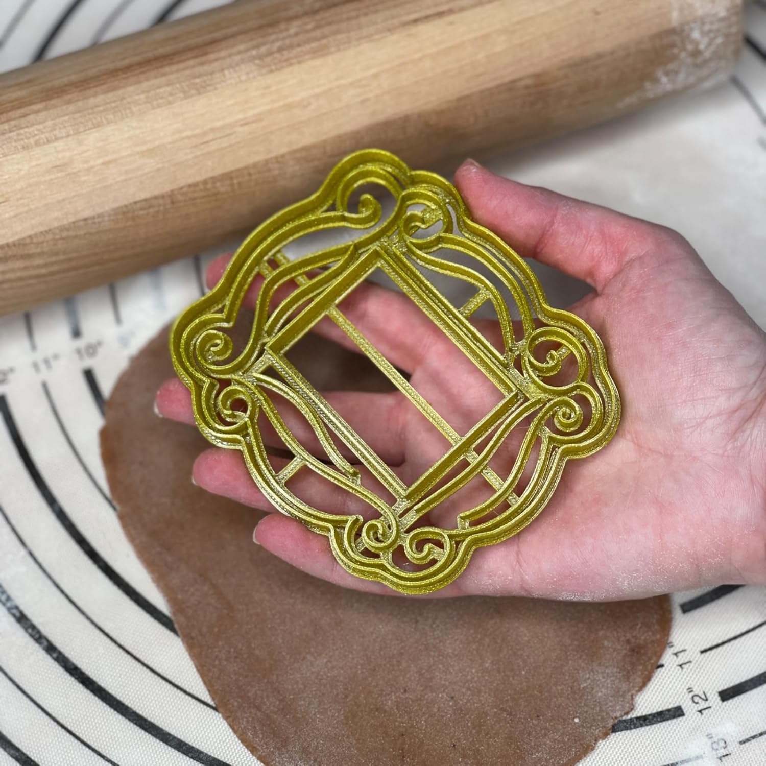 Marco de amigos de Monica’s Apartment Cookie Cutter & Mold producido por 3D Kitchen Art