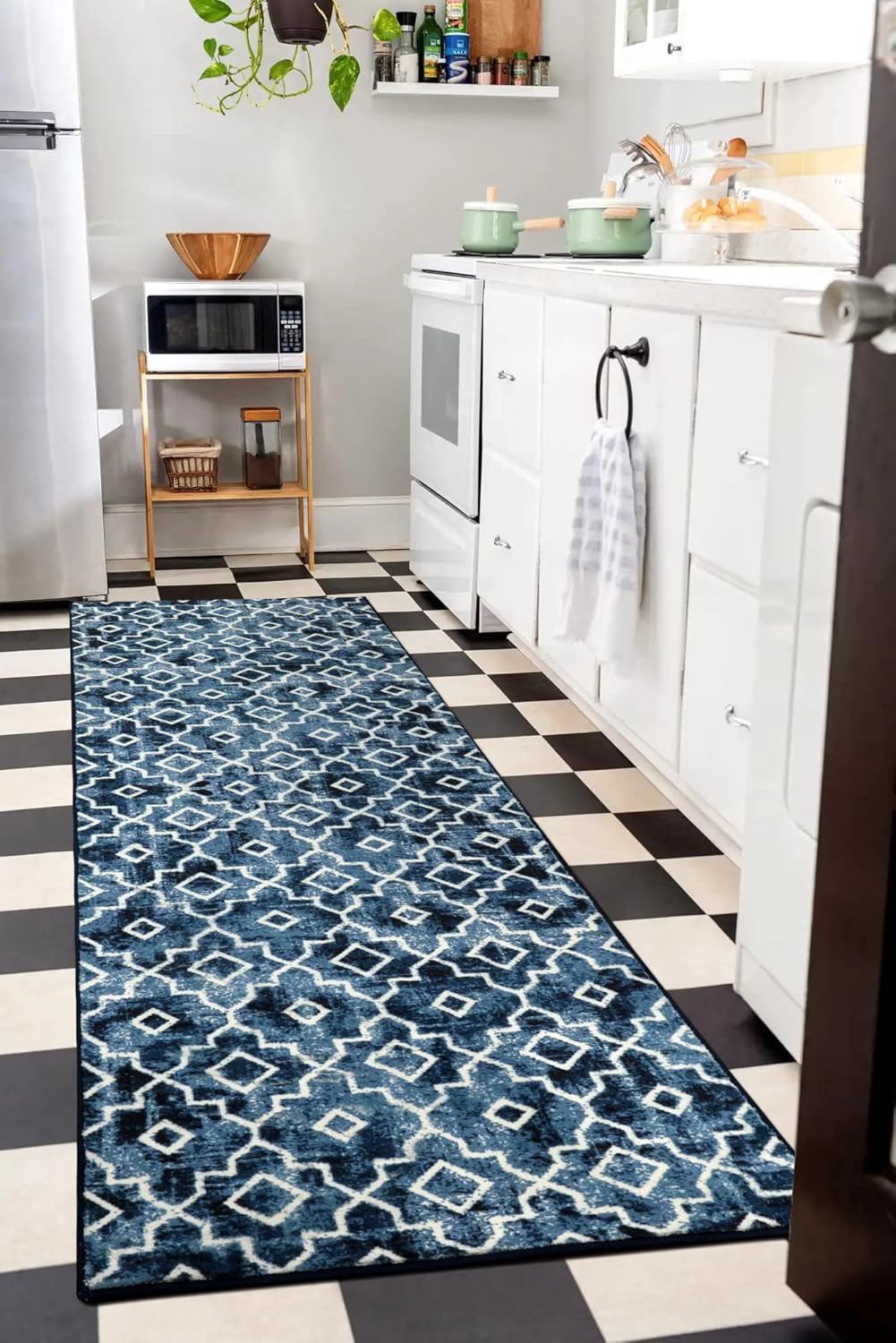 Wonnitar Alfombra marroquí lavable de 2 x 6 pies, color azul, antideslizante, para entrada, alfombra envejecida, moderna, geométrica enrejada, para