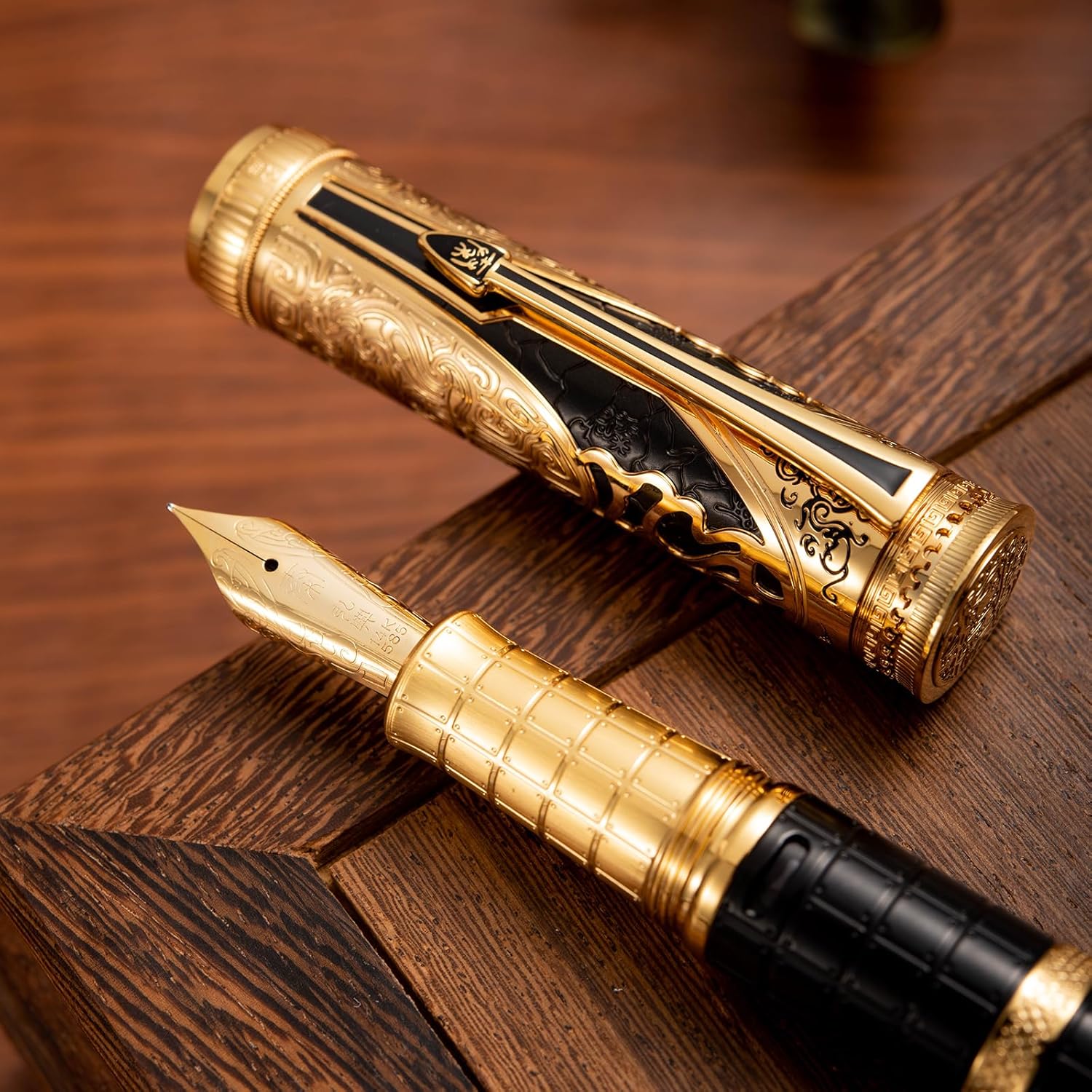 Hongdian D5 Pluma estilográfica Qin Dynasty Series 14K Gold Nib, pluma de lujo de pistón de estilo chino grabada para colección de escritura