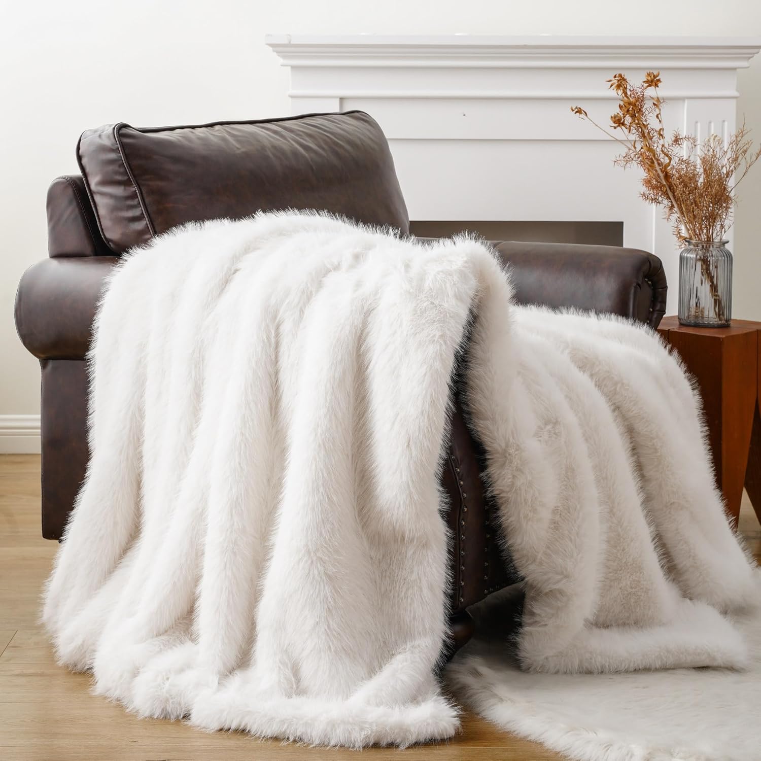 BATTILO HOME Manta de piel sintética blanca de lujo, esponjosa, acogedora, suave y cálida para sofá, silla, cama, manta de felpa de pelo largo con