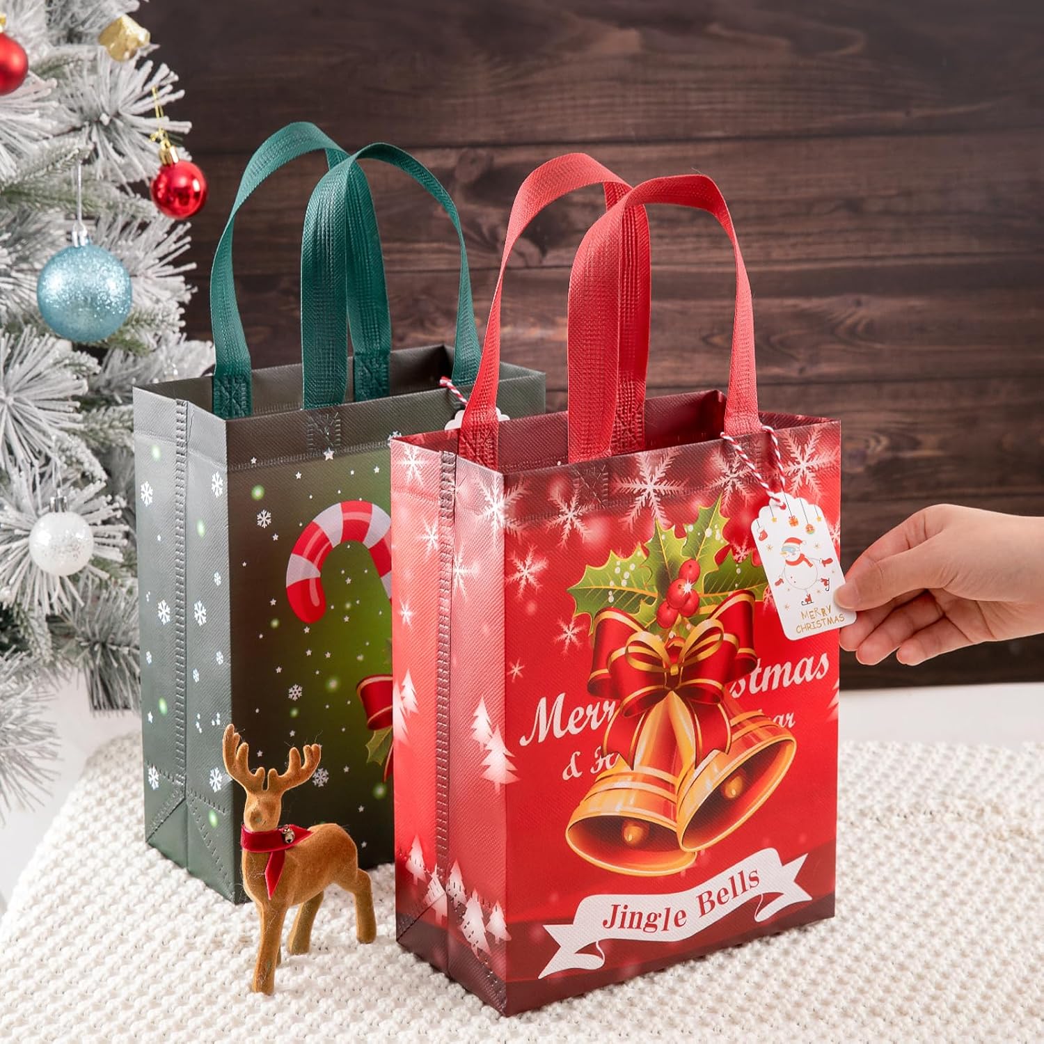 STYPOP Pequeñas bolsas de regalo de Navidad para regalos de Navidad, 24 bolsas de regalo de Navidad no tejidas, bolsas de Navidad reutilizables,