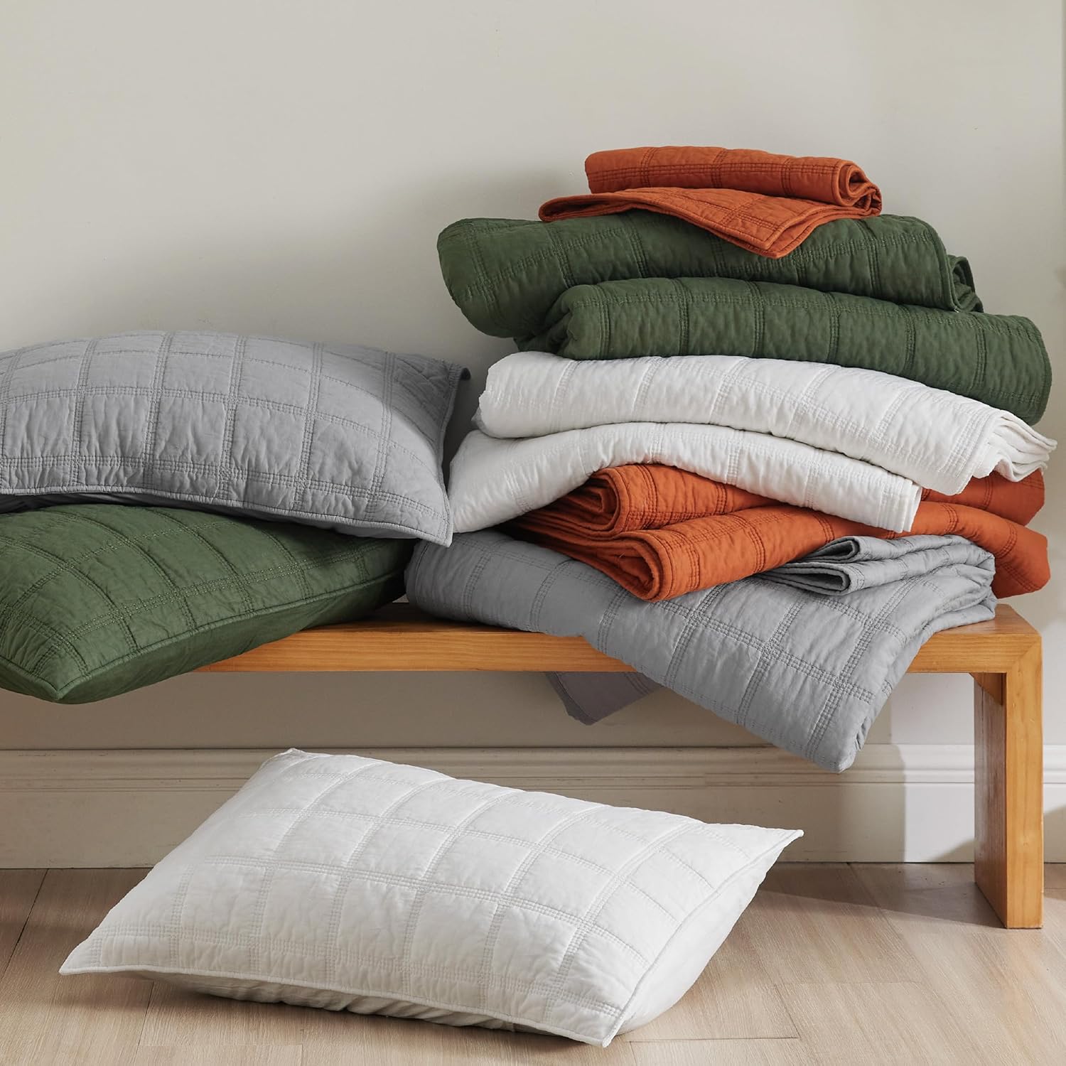 Bedsure Juego de edredón 100% algodón, colcha tamaño King, colcha ligera y suave, juego de edredón de 3 piezas con 2 fundas de almohada en patrón