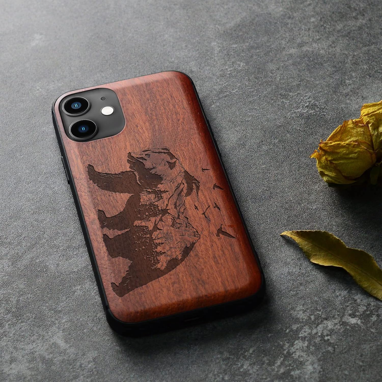 Carveit Funda de madera para iPhone 11 madera natural y TPU suave negro a prueba de golpes, funda protectora única y elegante de madera compatible