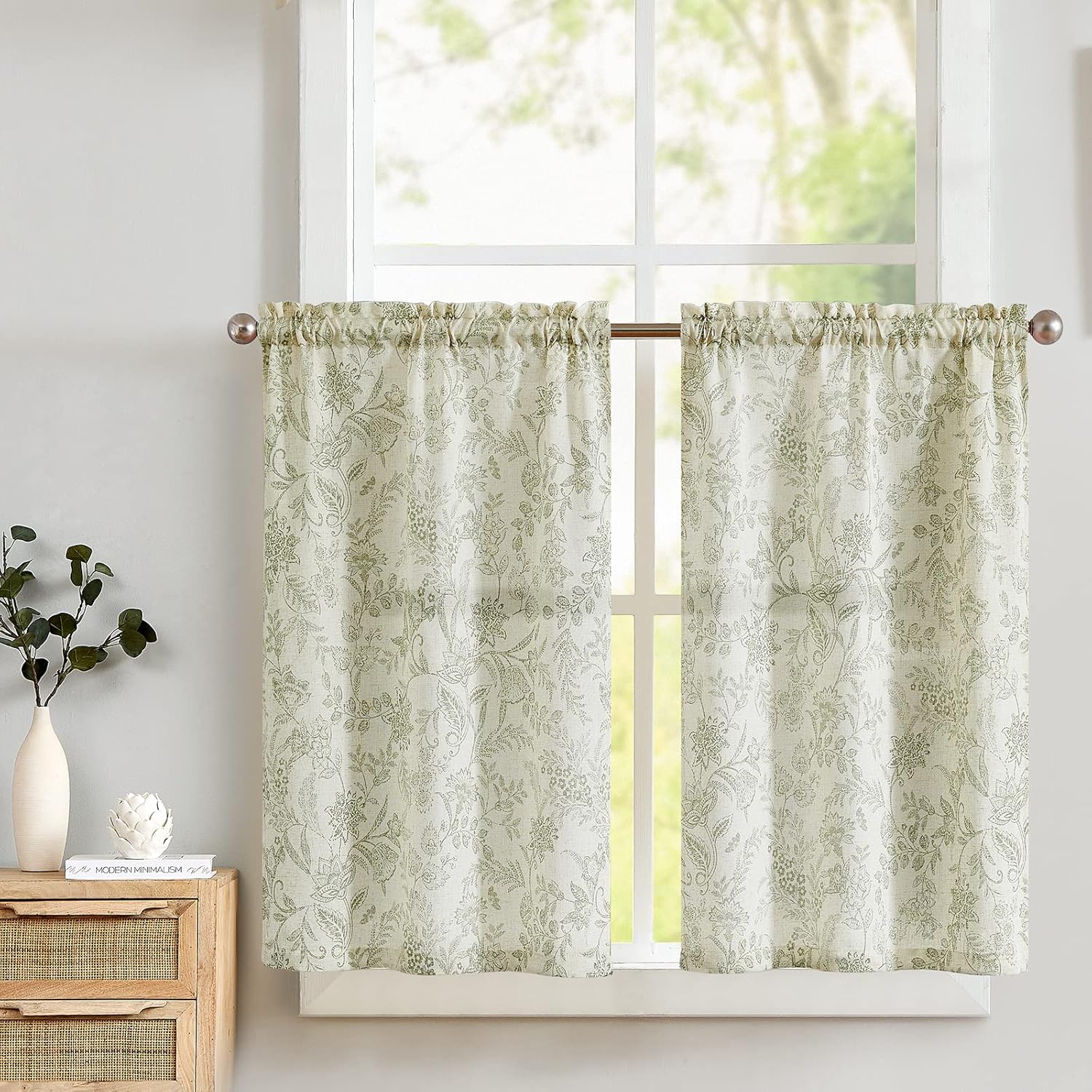 Lazzzy Cortinas de cocina de lino verde sobre beige, 26×36 pulgadas, 2 paneles, bolsillo para barra