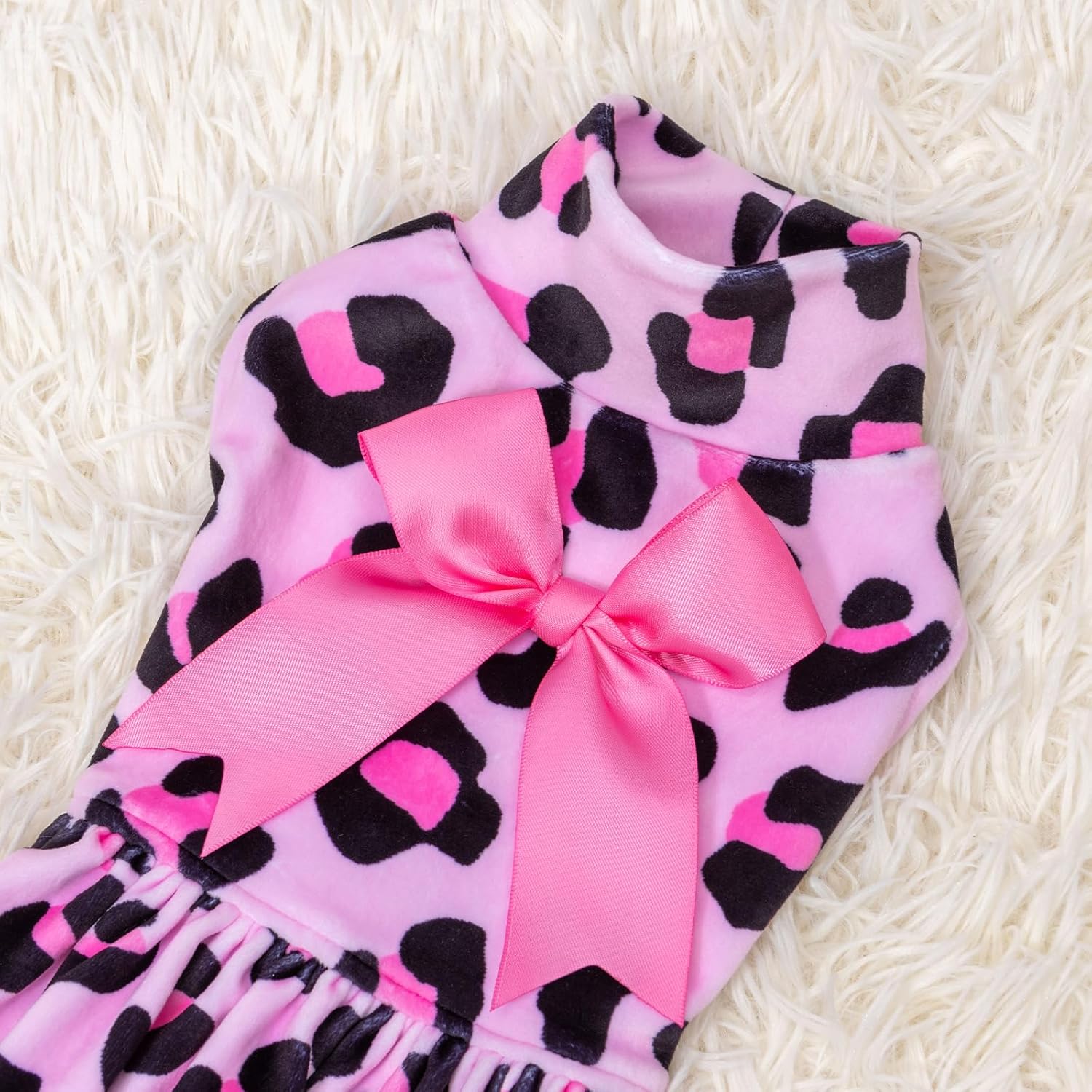 CuteBone Vestido de terciopelo para perro de cuello alto, falda con estampado de leopardo, disfraz de falda para cachorros, ropa para mascotas, ropa