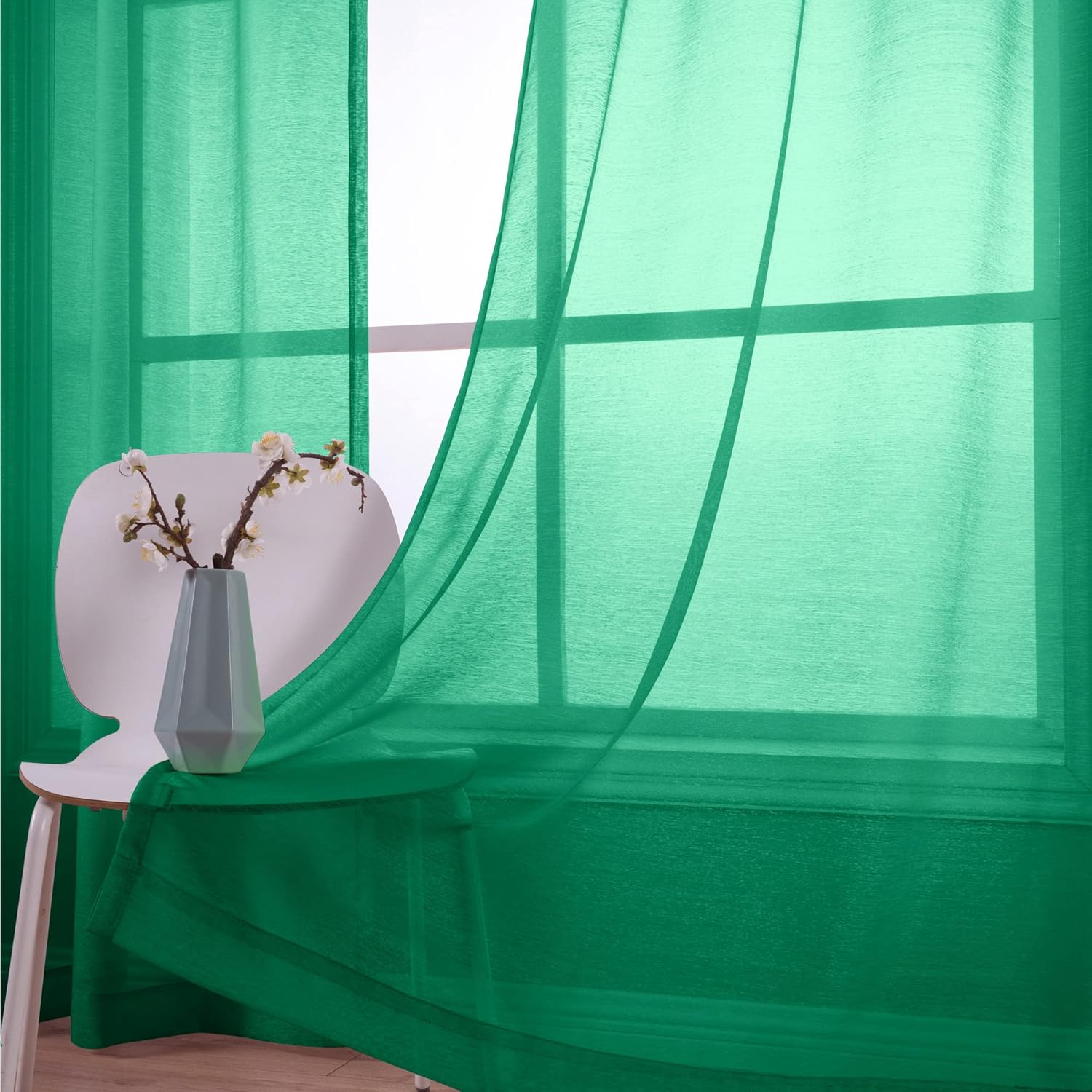 KOUFALL Cortinas traslúcidas verdes de 84 pulgadas de largo para sala de estar, juego de 2 paneles de cortinas de Navidad con ojales para decoración