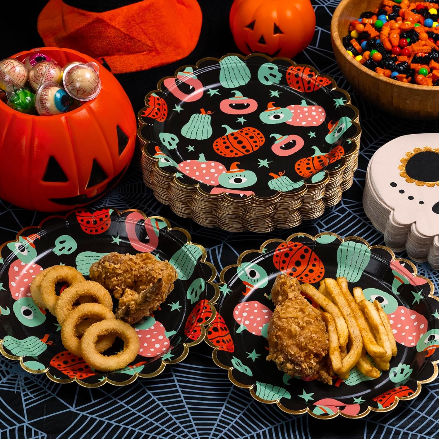 Platos de papel de Halloween, 50 platos desechables para cena de Halloween, festoneados, suministros de fiesta, calabazas funky, negro