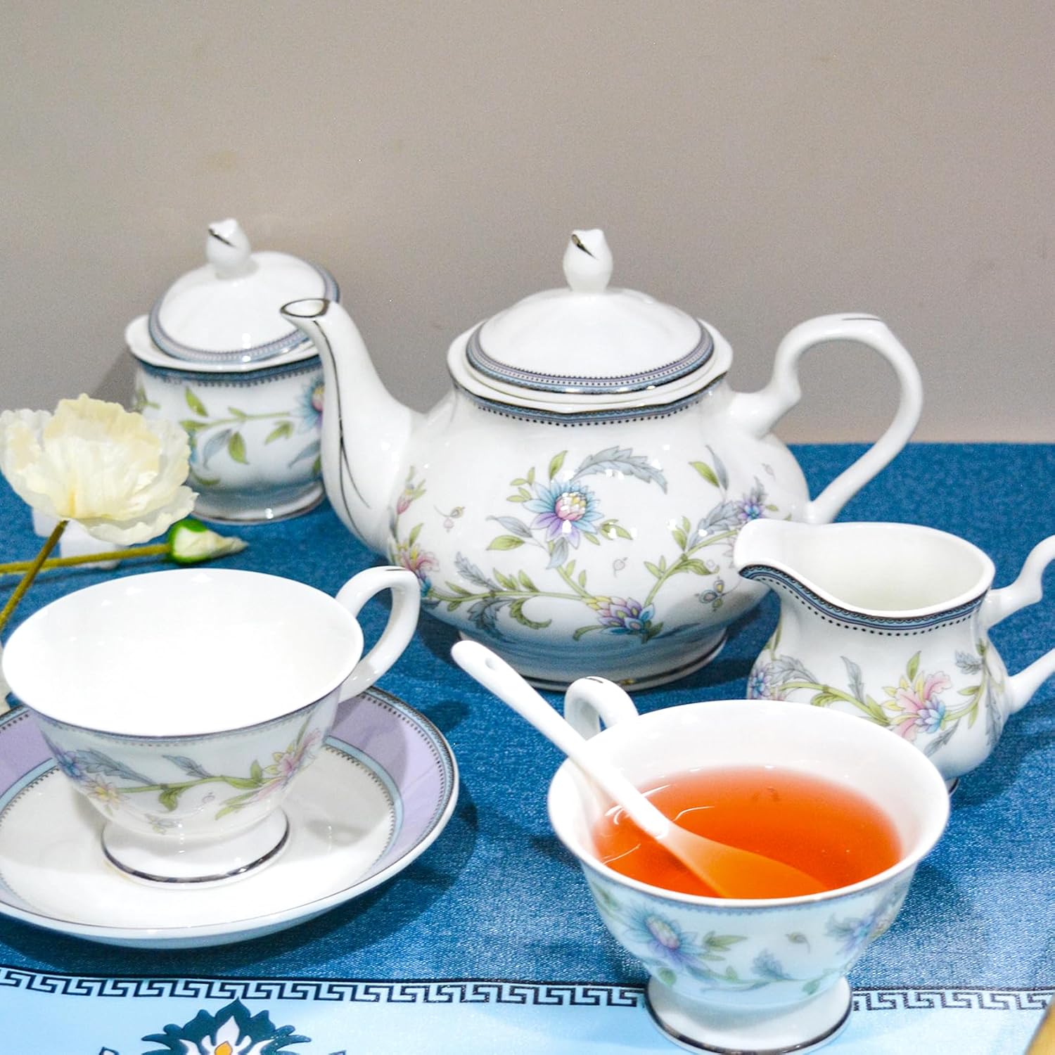 Juego de té de porcelana de hueso, juego de té de porcelana de 21 piezas para adultos, tazas de té y platillos para 6, con tetera, cucharas,