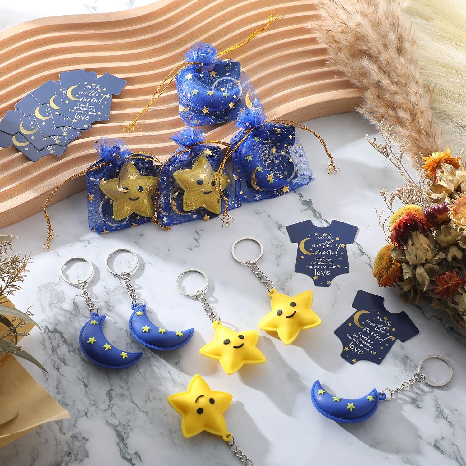 Huquary Llavero de decoración de baby shower, regalo de baby shower, estrella pequeña, para invitados, luna y estrella, tarjetas de agradecimiento,