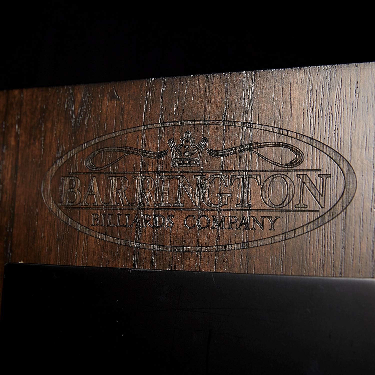 Barrington – Diana de dardos de varios estilos premontada, colección de gabinetes de dardos de madera con cerdas de 18 pulgadas y juego de dardos de