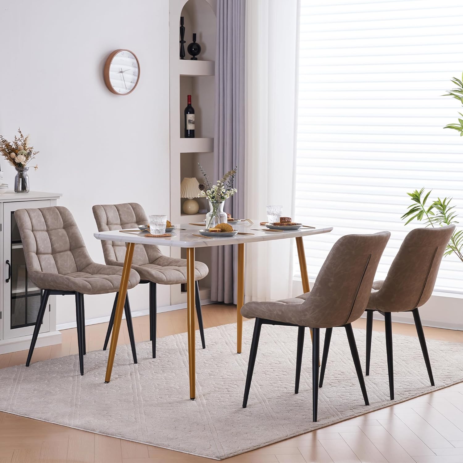 Juego de 4 sillas de comedor de piel sintética, sillas tapizadas modernas de mediados de siglo, sillas decorativas sin brazos con respaldo y patas