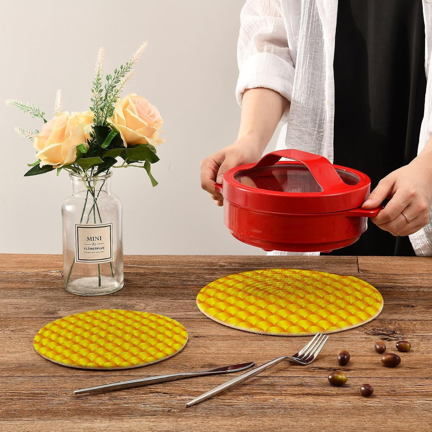 Yellow Gold Dragon Scale Hot Mats Pads for Kitchen Heat Resistant Round Trivet Mat for Coaster Hot Pots Pans Cotton Woven Trivet Pot Holders for