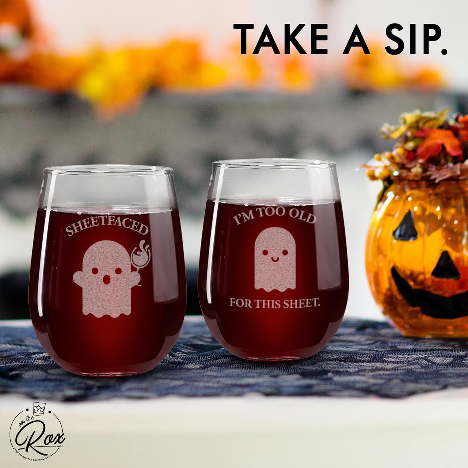 On The Rox Drinks Regalos de copa de vino de Halloween para mujeres, con texto en inglés “I Too Old For This Sheet Faced 2PC”, juego de copas de