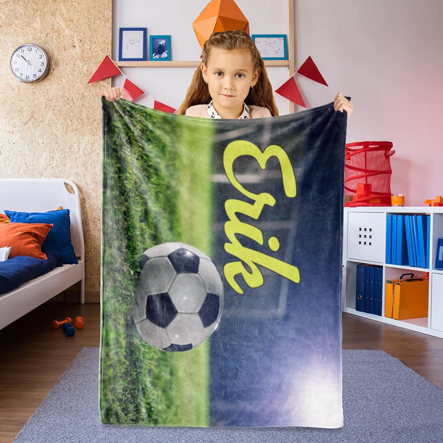 Manta suave personalizada con diseño de pelota de bebé manta personalizada de diseño de fútbol para niños con nombre y número – Regalos de ropa de