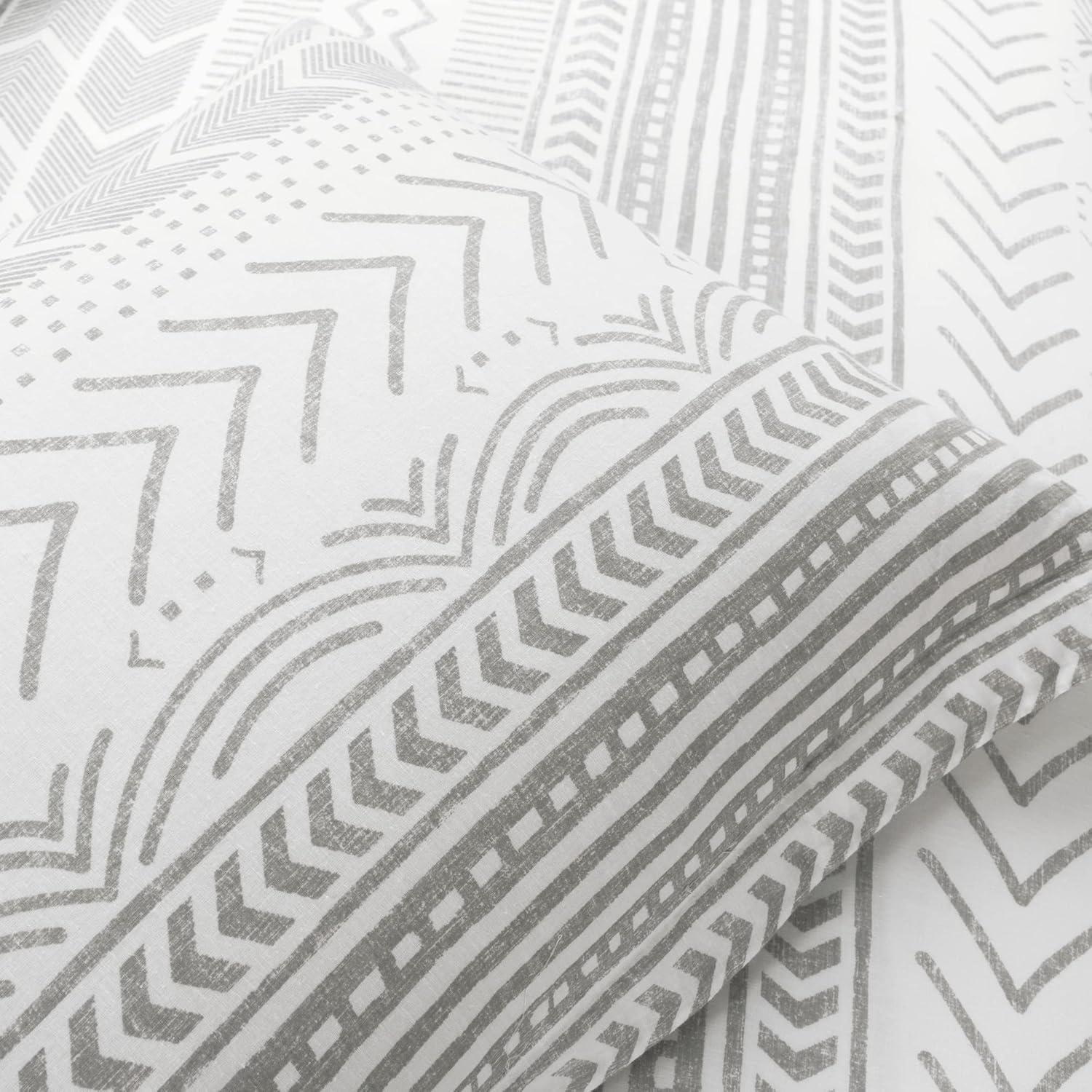 Lush Decor Hygge Geo – Juego de edredón reversible de algodón de 3 piezas, tamaño matrimonialqueen, gris y blanco