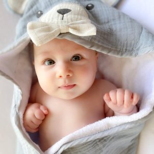 MON AMI Juego de toallas y toallas de algodón con capucha de oso de muselina de rizo con capucha para bebés, bebés, niños o niñas, de 0 a 18 meses. MON AMI Juego de toallas y toallas de algodón con capucha de oso de muselina de rizo con capucha para bebés, bebés, niños o niñas, de 0 a 18 meses.