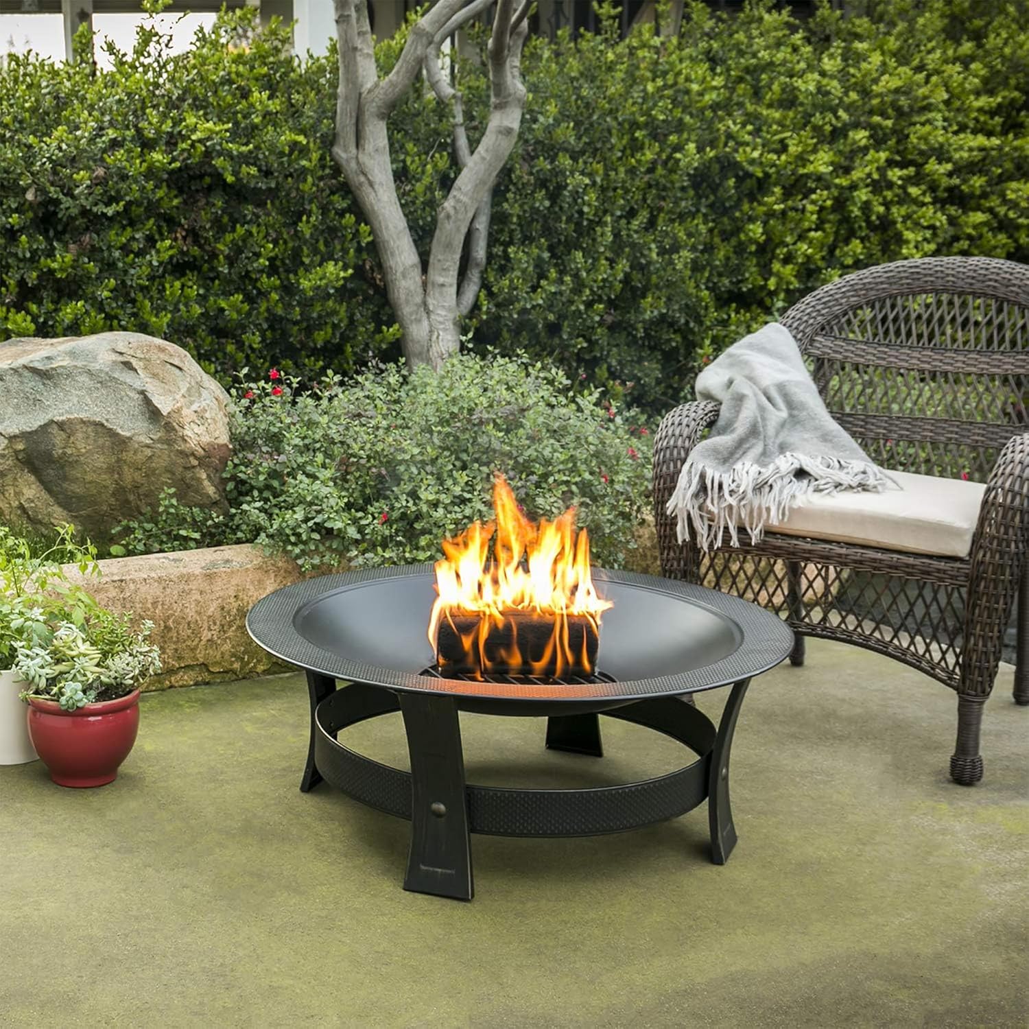 Duraflame Foco de luz rápida para interiores y exteriores de 4.5 libras para campamento, fogatas y chimeneas, 3 horas de tiempo de combustión (12