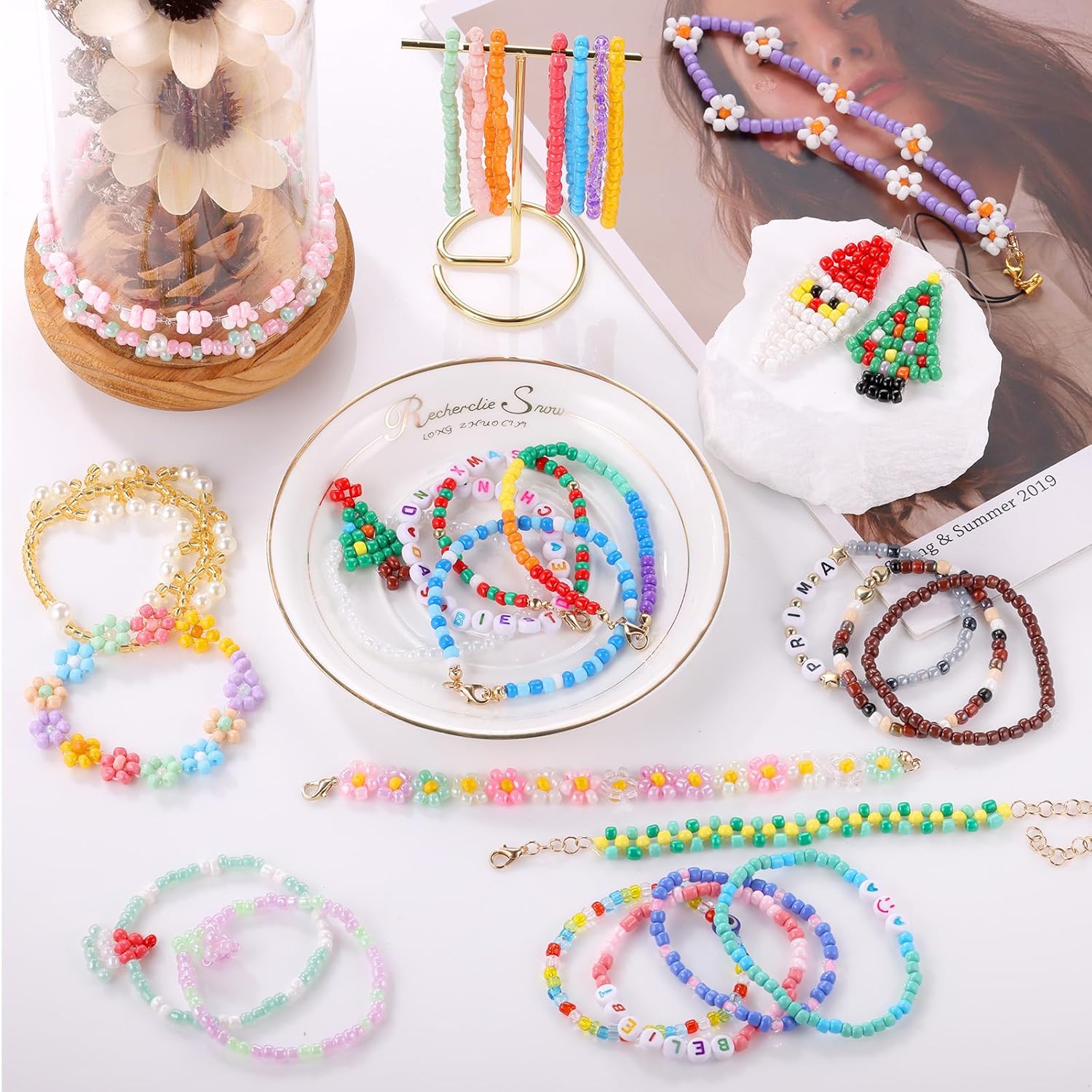 Funtopia Más de 7800 cuentas de semillas para la fabricación de joyas, 60 colores pequeñas de cuentas de vidrio para pulseras, kit de pulsera de la
