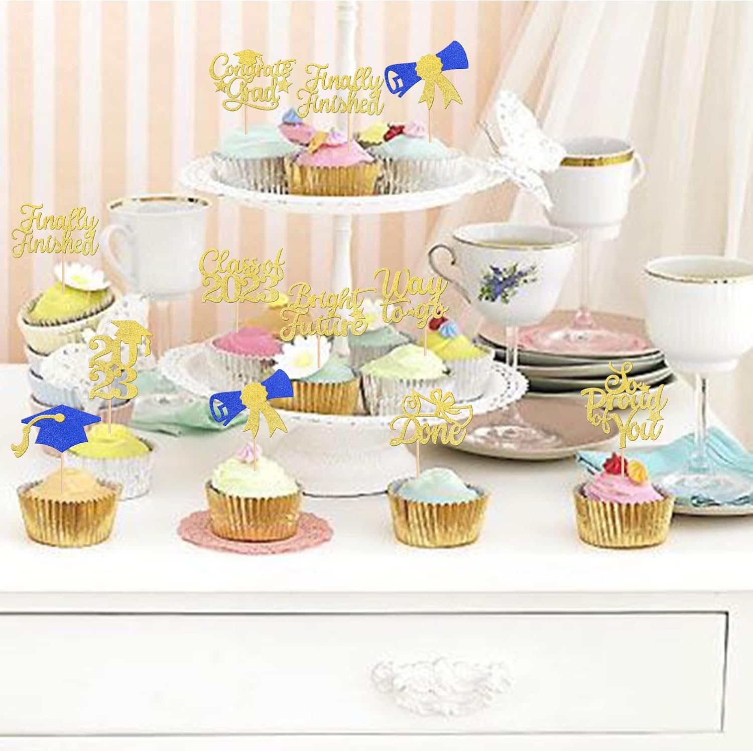 30 piezas de decoración para cupcakes de graduación de clase 2023 con purpurina brillante para el futuro hecho por el diploma So Proud of You