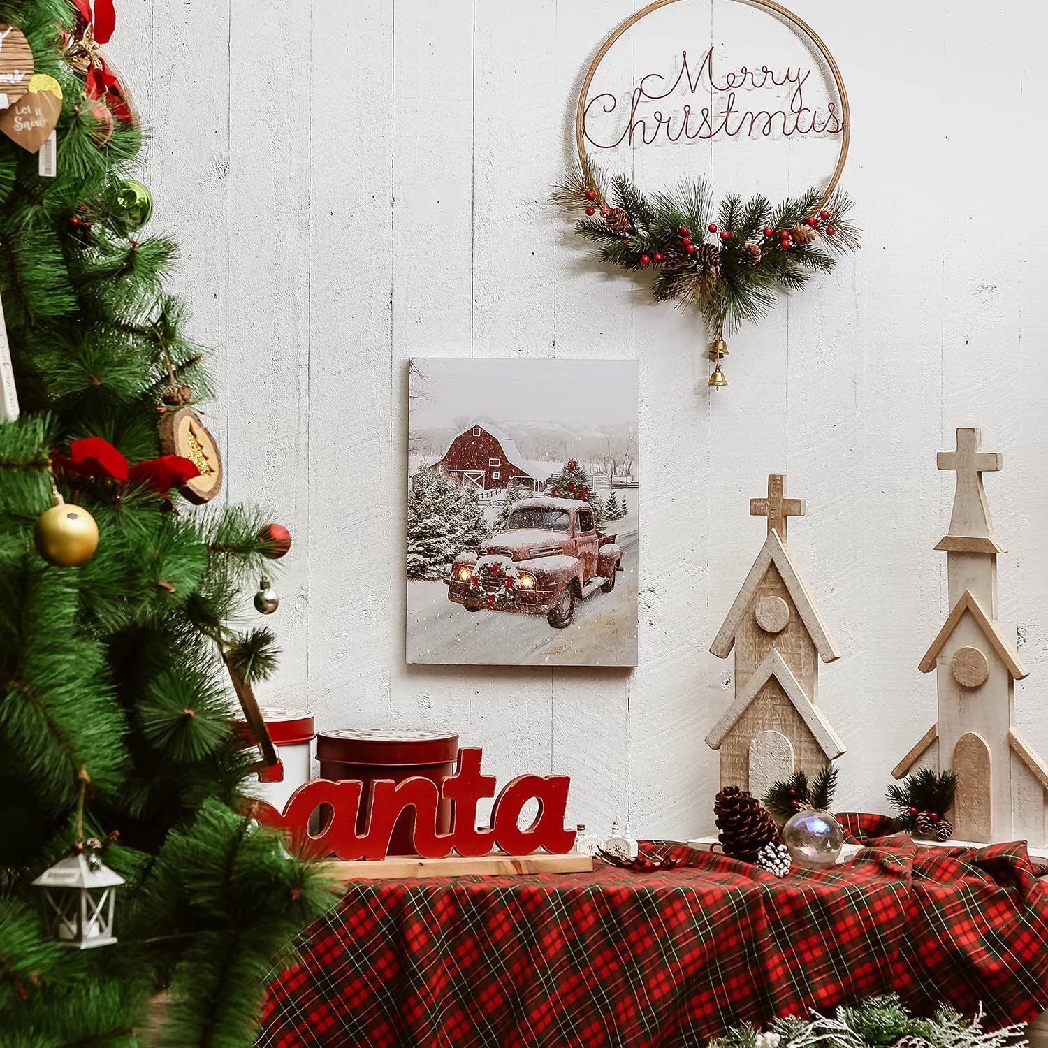 NIKKY HOME Lienzo decorativo con luz LED de Navidad de 16 x 12 pulgadas, impresiones artísticas iluminadas con luz roja, casa de granero y árbol de